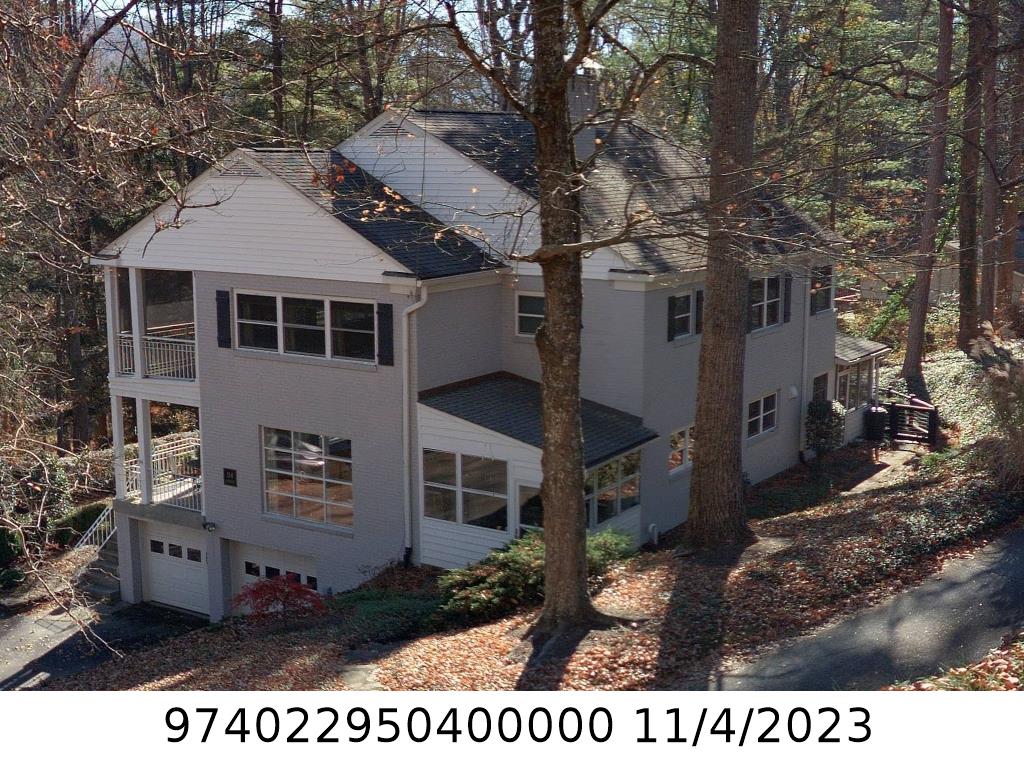 A picture of the property located at 114 CAMBRIDGE RD, ASHEVILLE NC 28804.