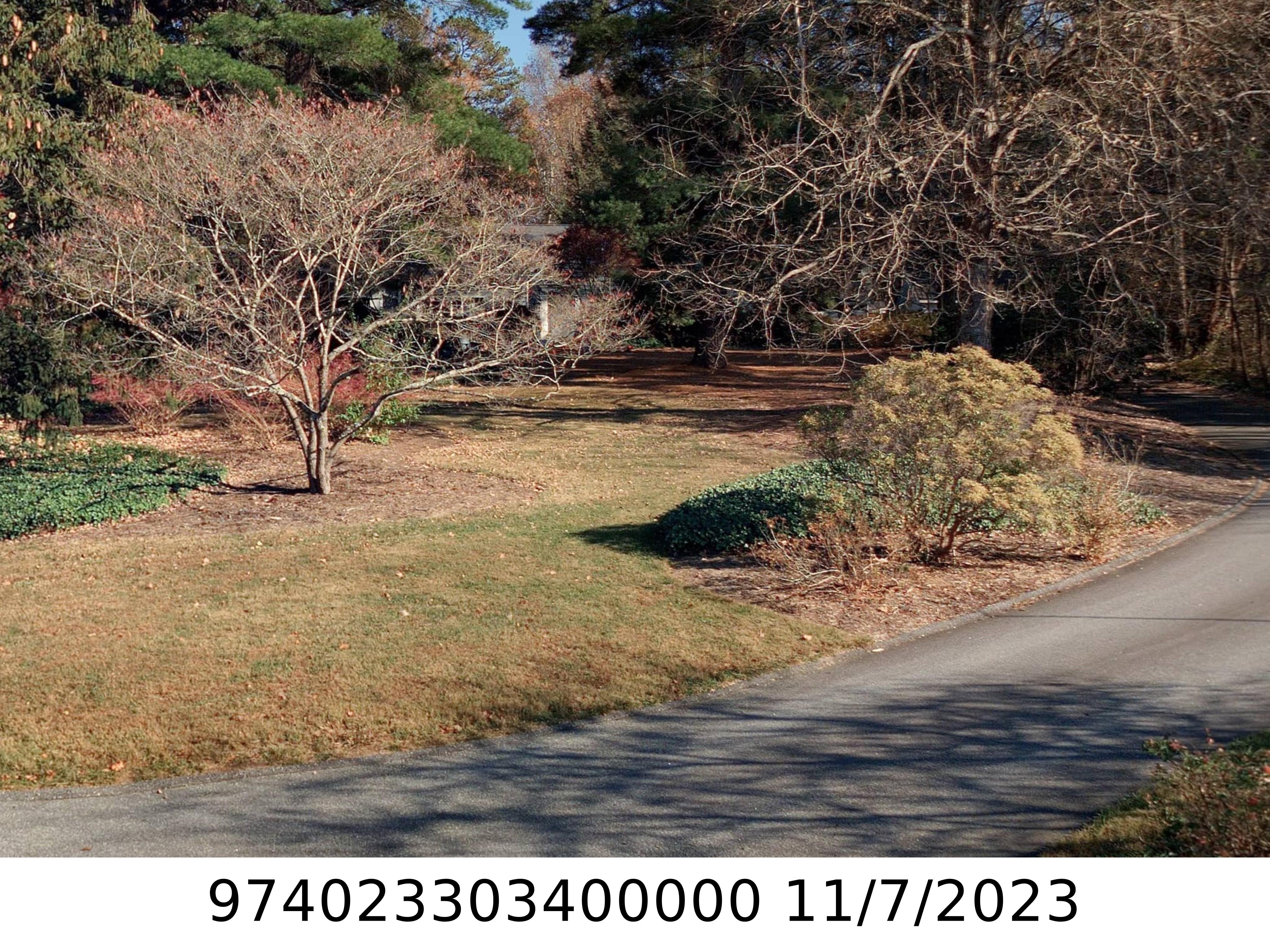 A picture of the property located at 25 PINE TREE CIR, ASHEVILLE NC 28804.