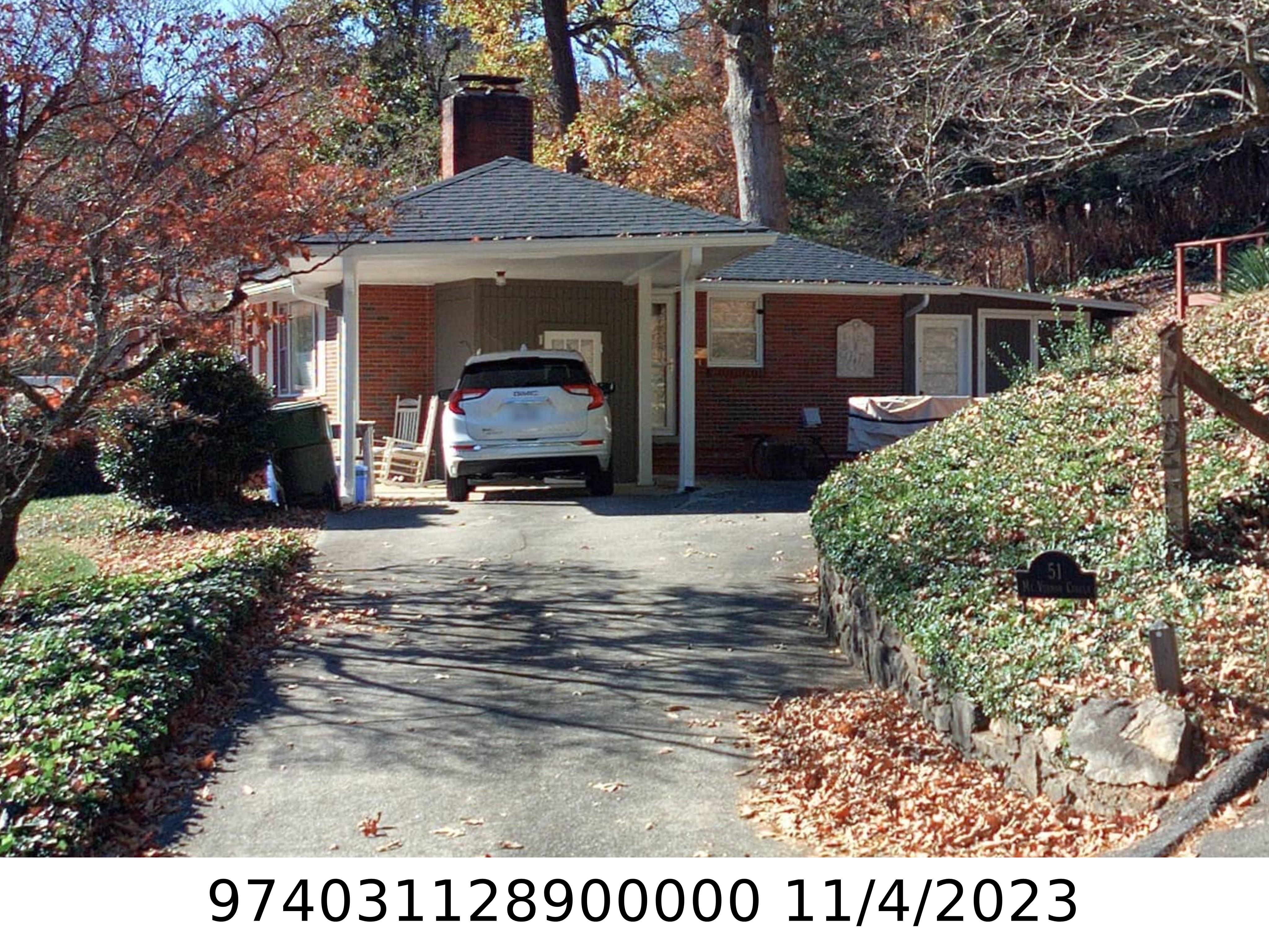 A picture of the property located at 51 MOUNT VERNON CIR, ASHEVILLE NC 28804.