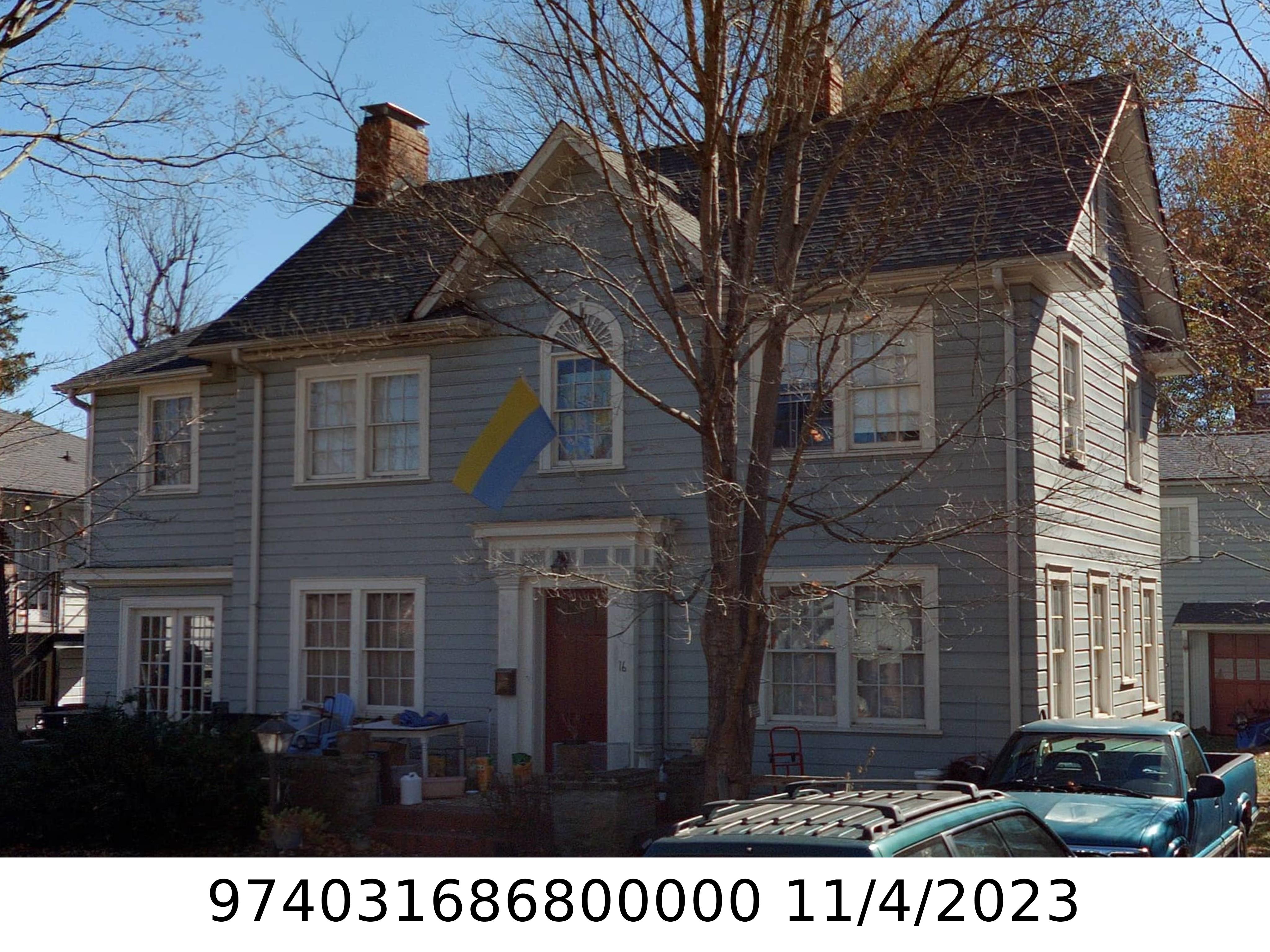 A picture of the property located at 16 MOUNT VERNON CIR, ASHEVILLE NC 28804.
