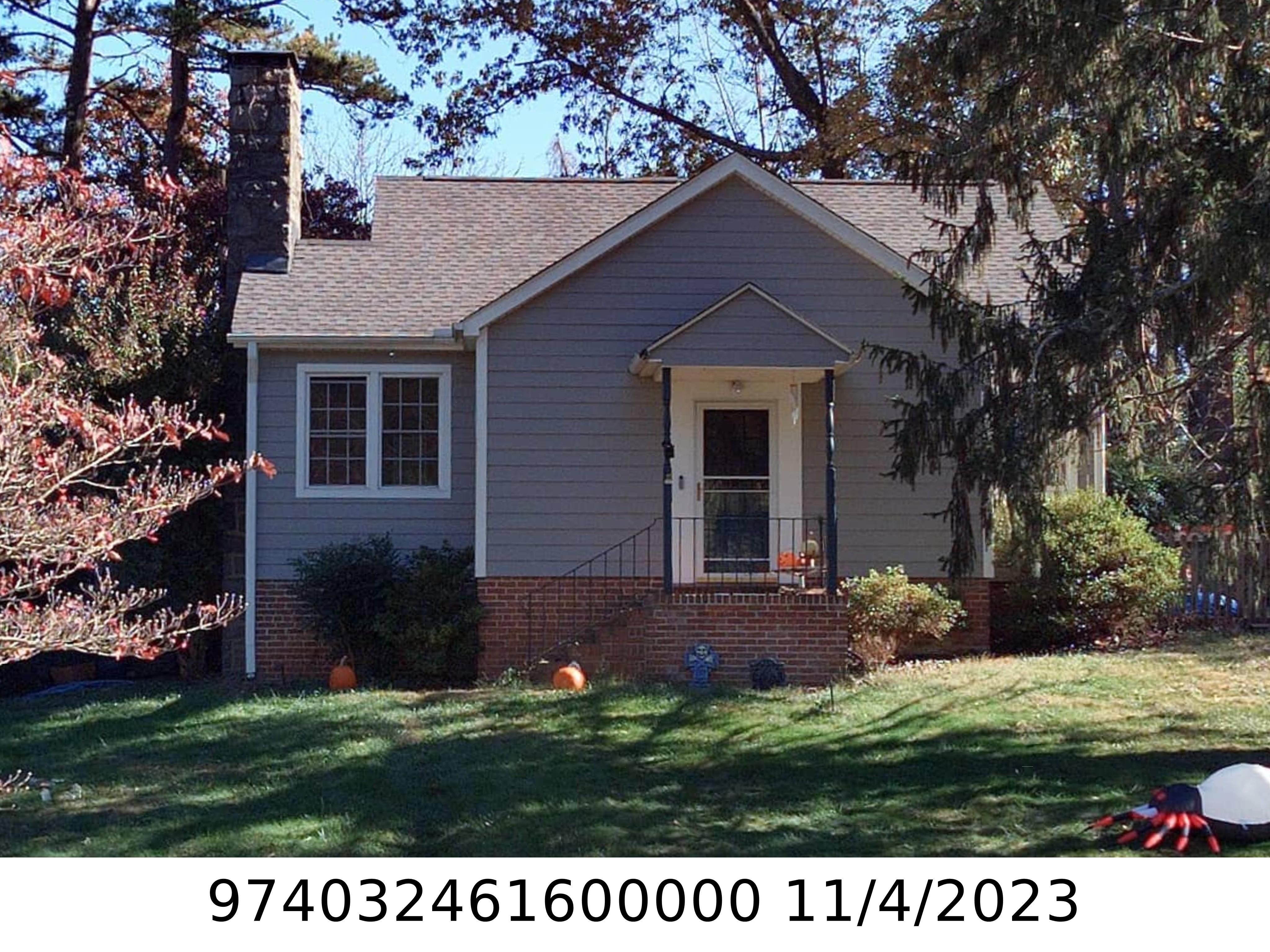 A picture of the property located at 55 MOUNT VERNON PL, ASHEVILLE NC 28804.