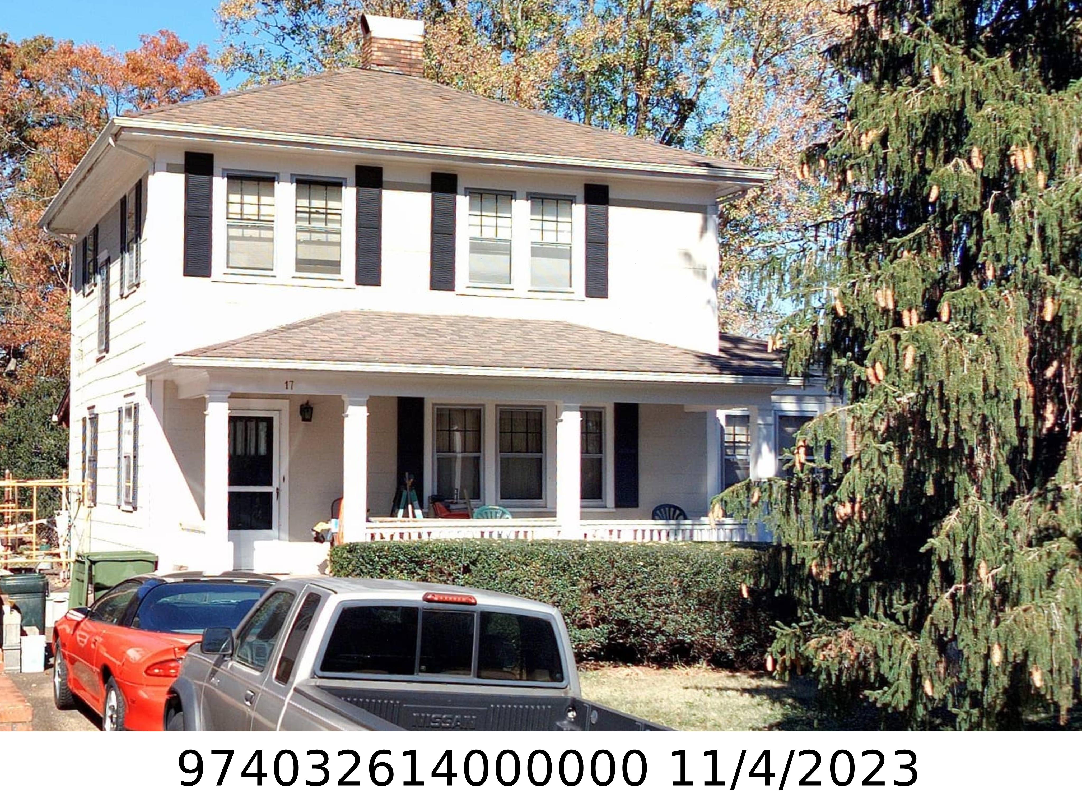 A picture of the property located at 17 MOUNT VERNON CIR, ASHEVILLE NC 28804.