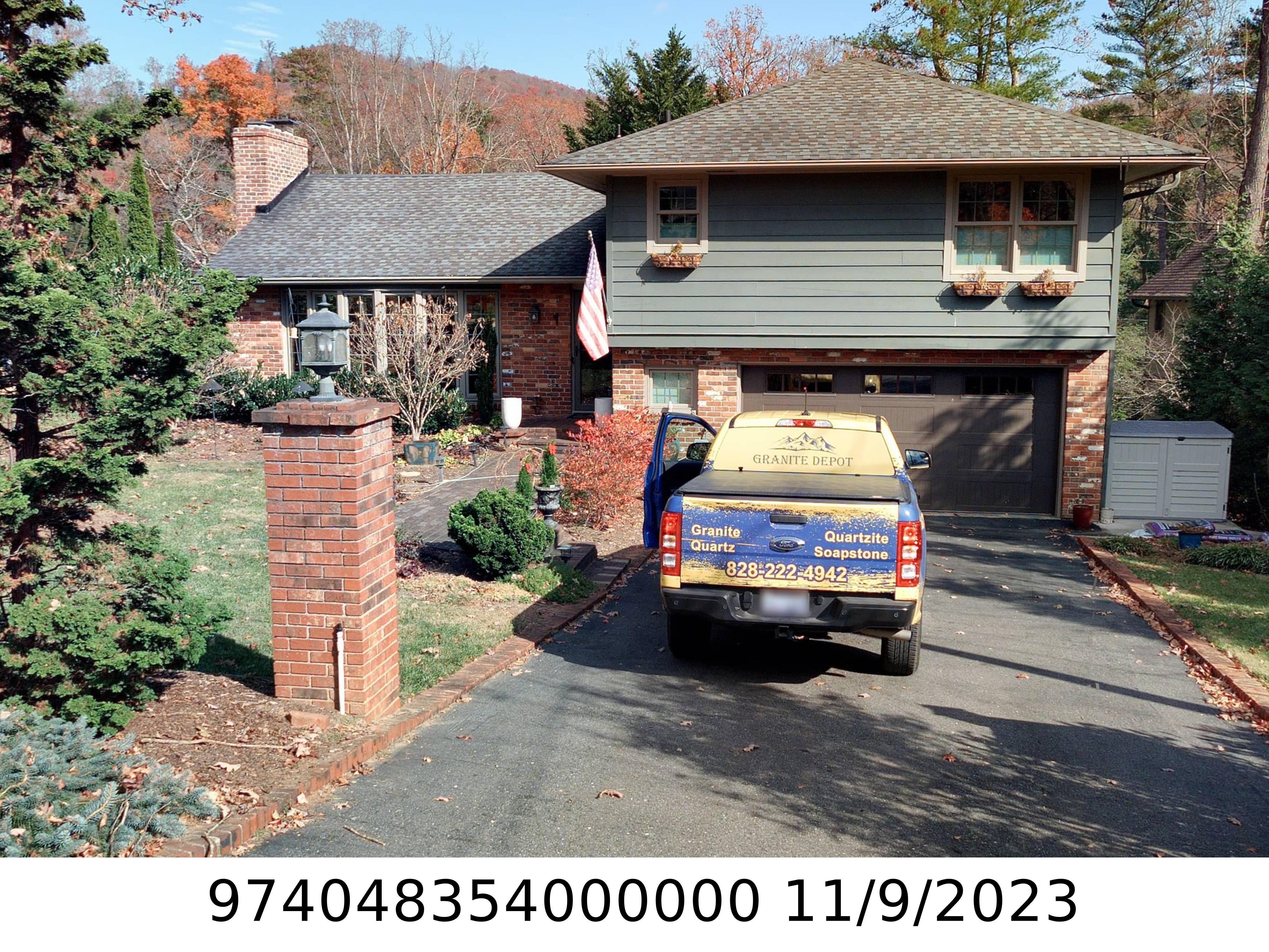 A picture of the property located at 1 GOLF VIEW RD, ASHEVILLE NC 28804.