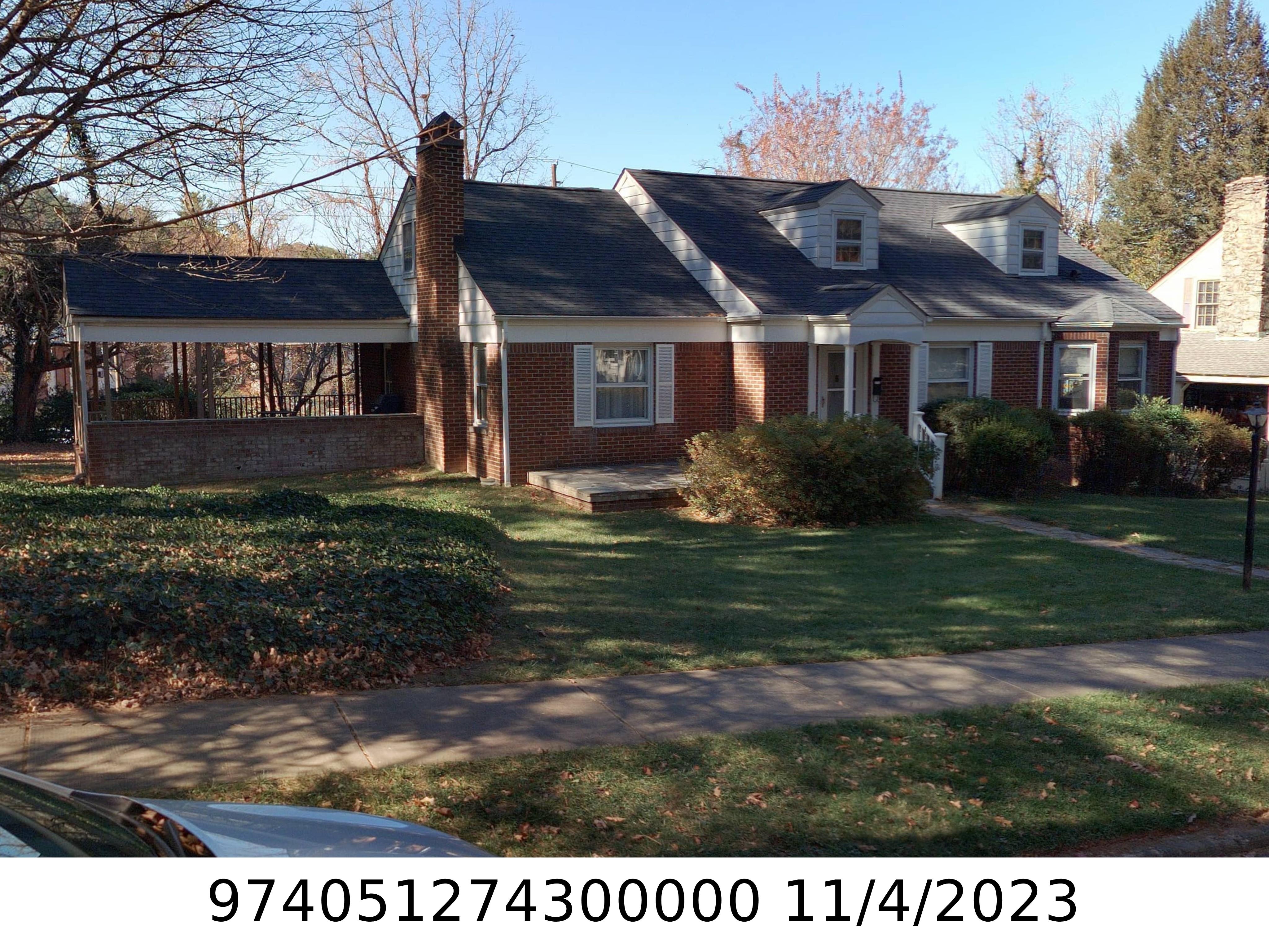 A picture of the property located at 28 MANETTA RD, ASHEVILLE NC 28804.