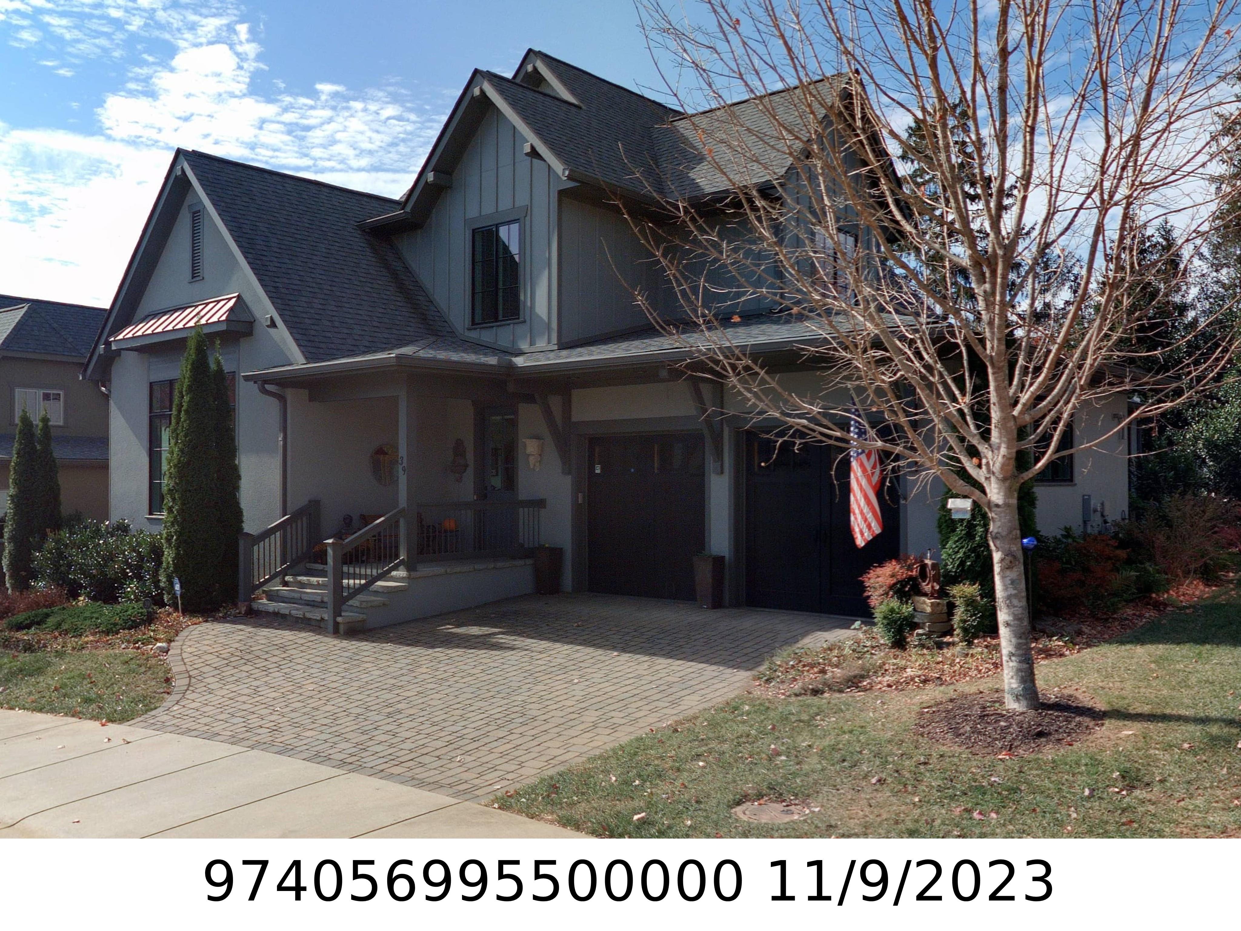A picture of the property located at 39 CHANTILLY DR, ASHEVILLE NC 28804.