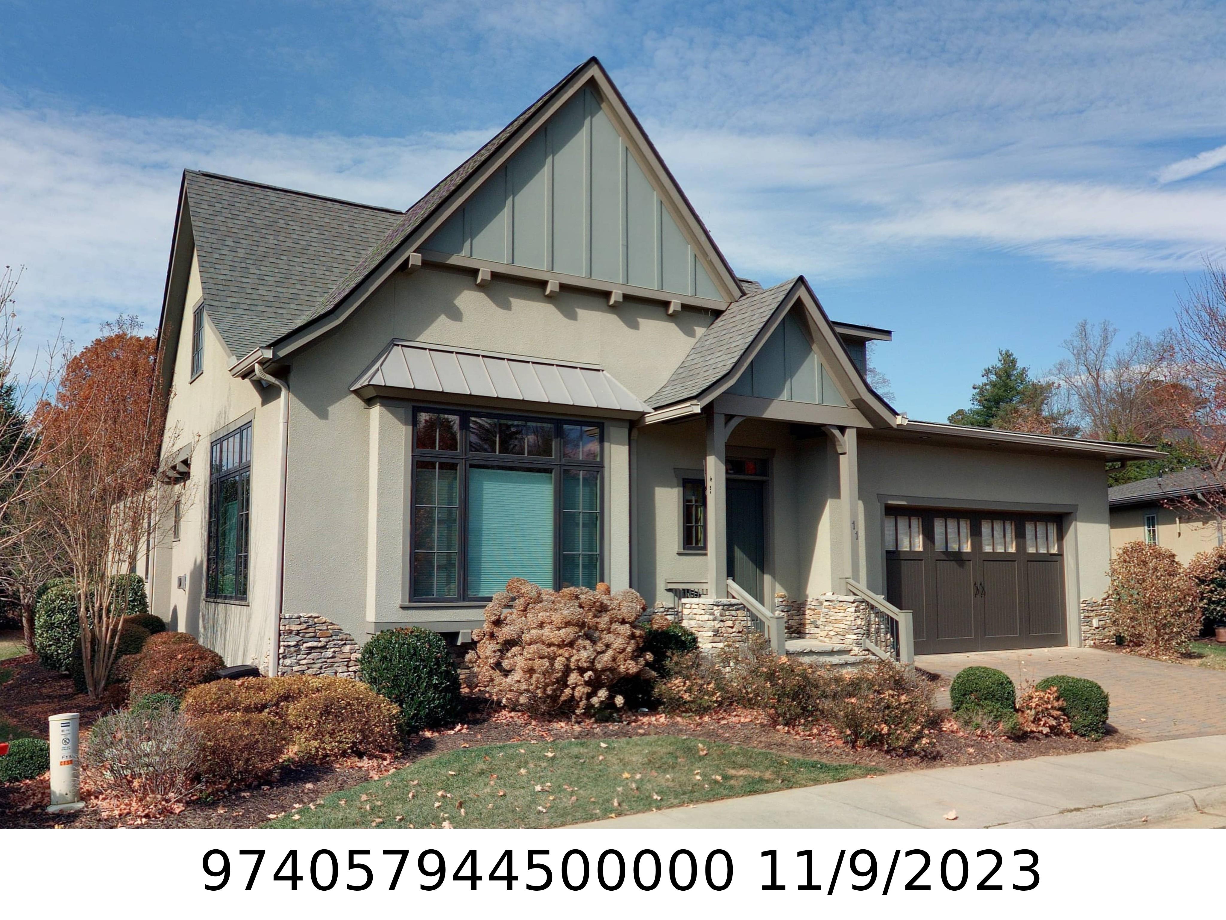 A picture of the property located at 11 CHANTILLY DR, ASHEVILLE NC 28804.