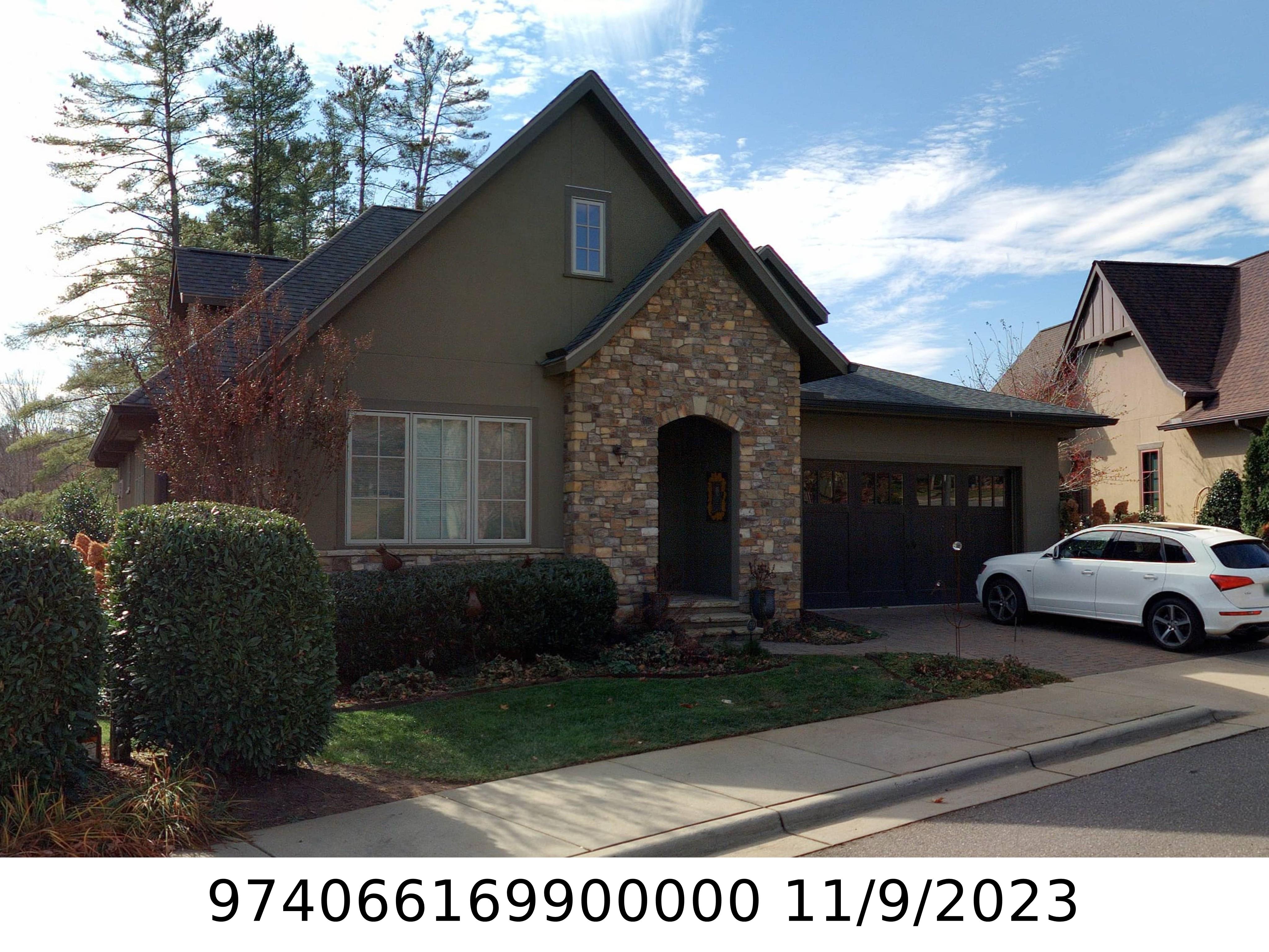 A picture of the property located at 59 CHANTILLY DR, ASHEVILLE NC 28804.