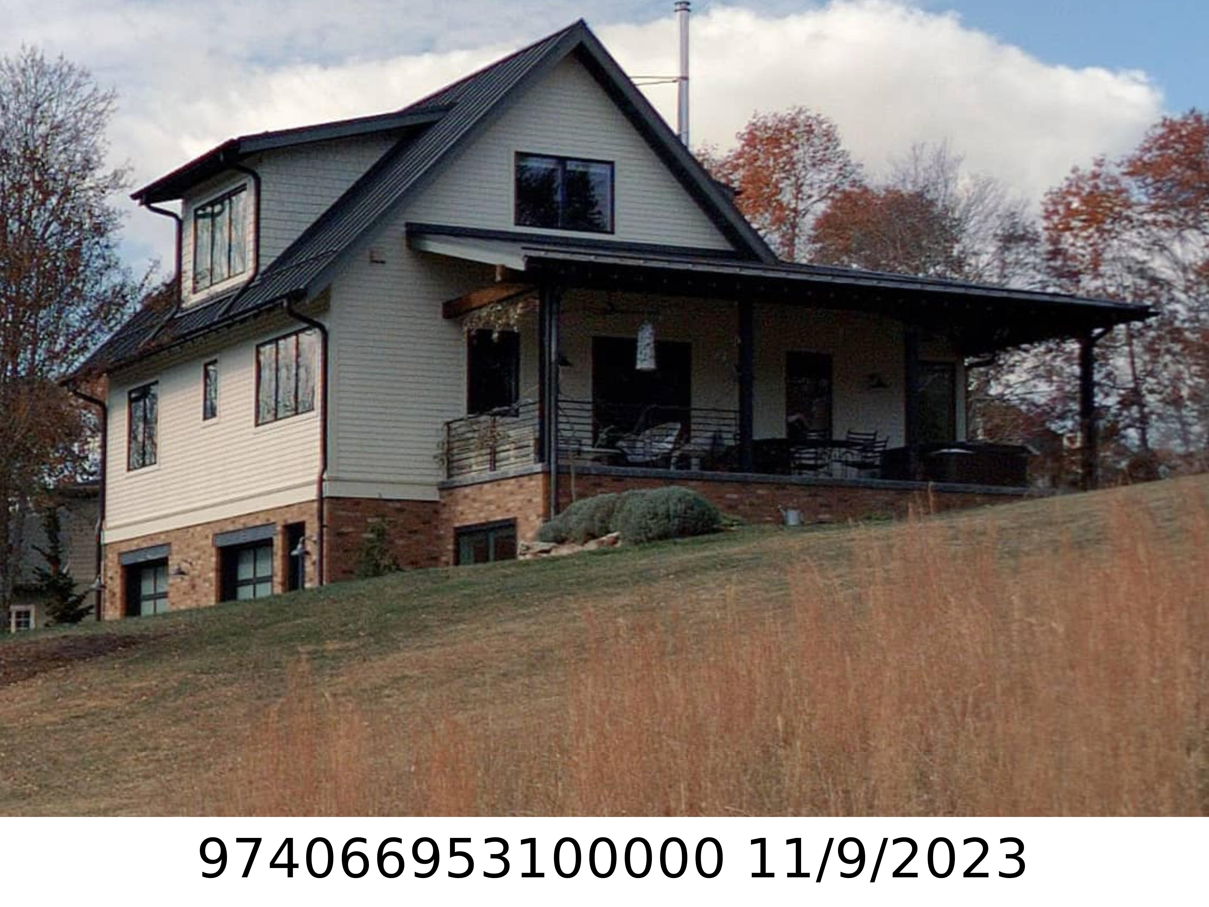 A picture of the property located at 19 KILLIAN LN, ASHEVILLE NC 28804.