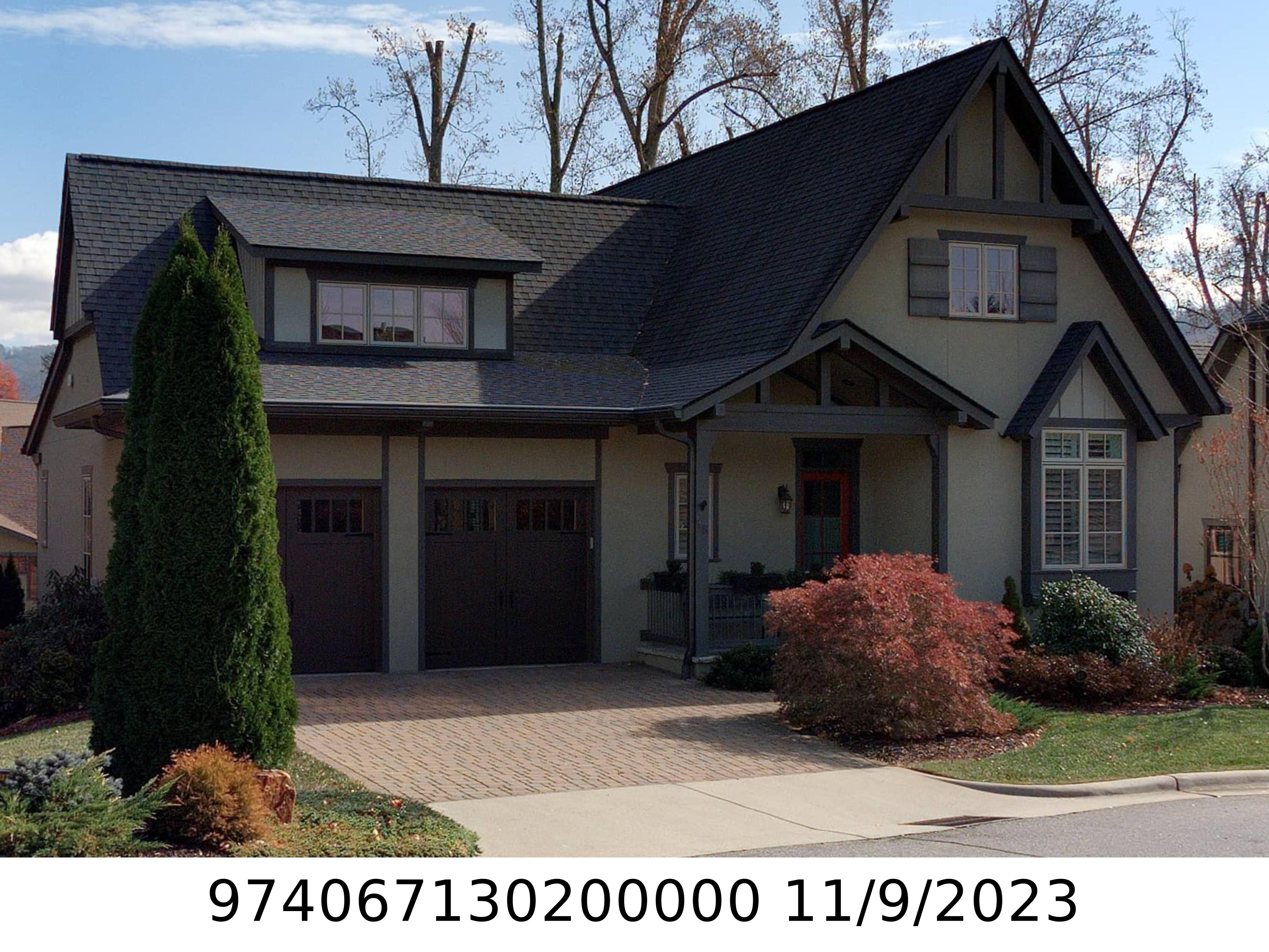 A picture of the property located at 18 CHANTILLY DR, ASHEVILLE NC 28804.