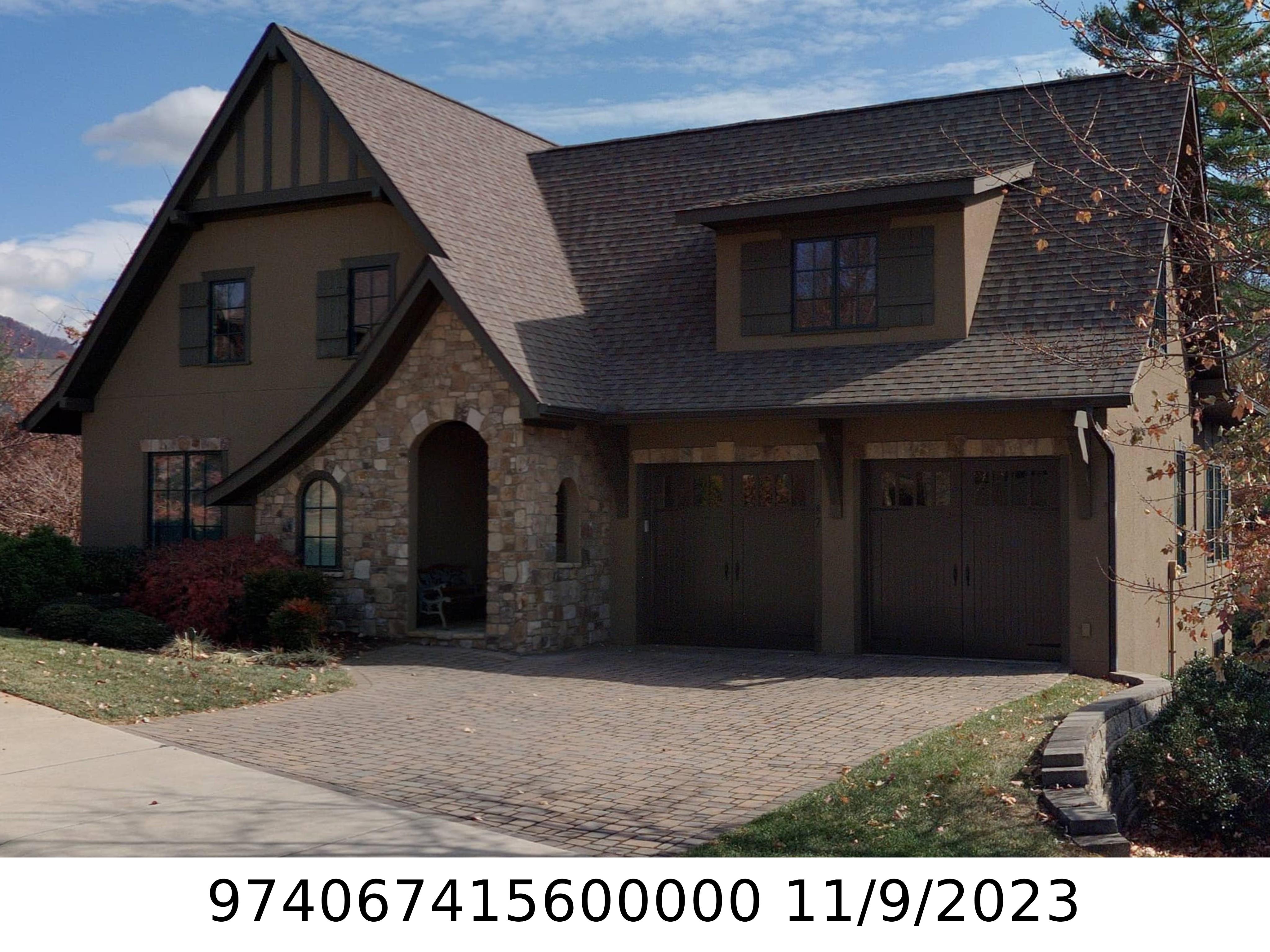 A picture of the property located at 87 CHANTILLY DR, ASHEVILLE NC 28804.