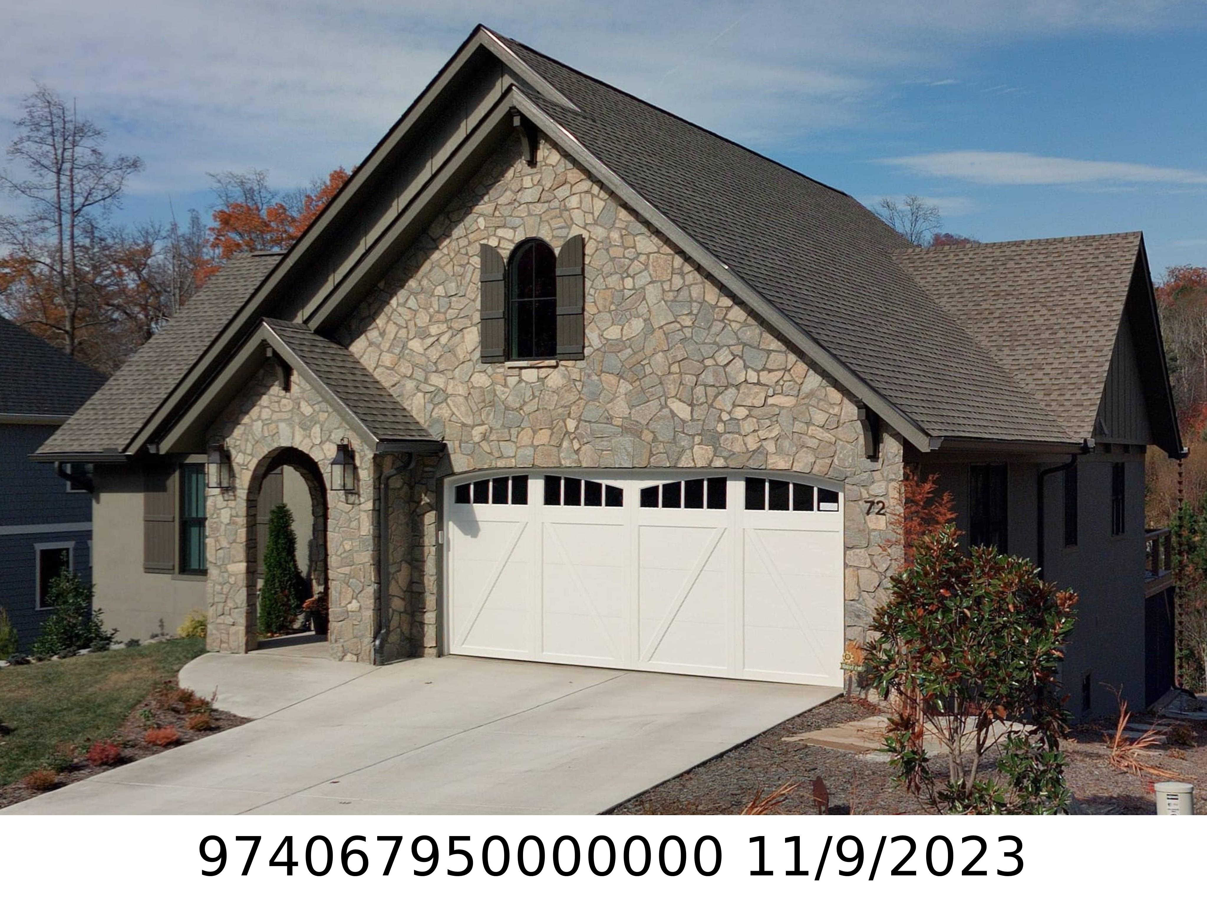 A picture of the property located at 72 FRENCH WILLOW DR, ASHEVILLE NC 28804.