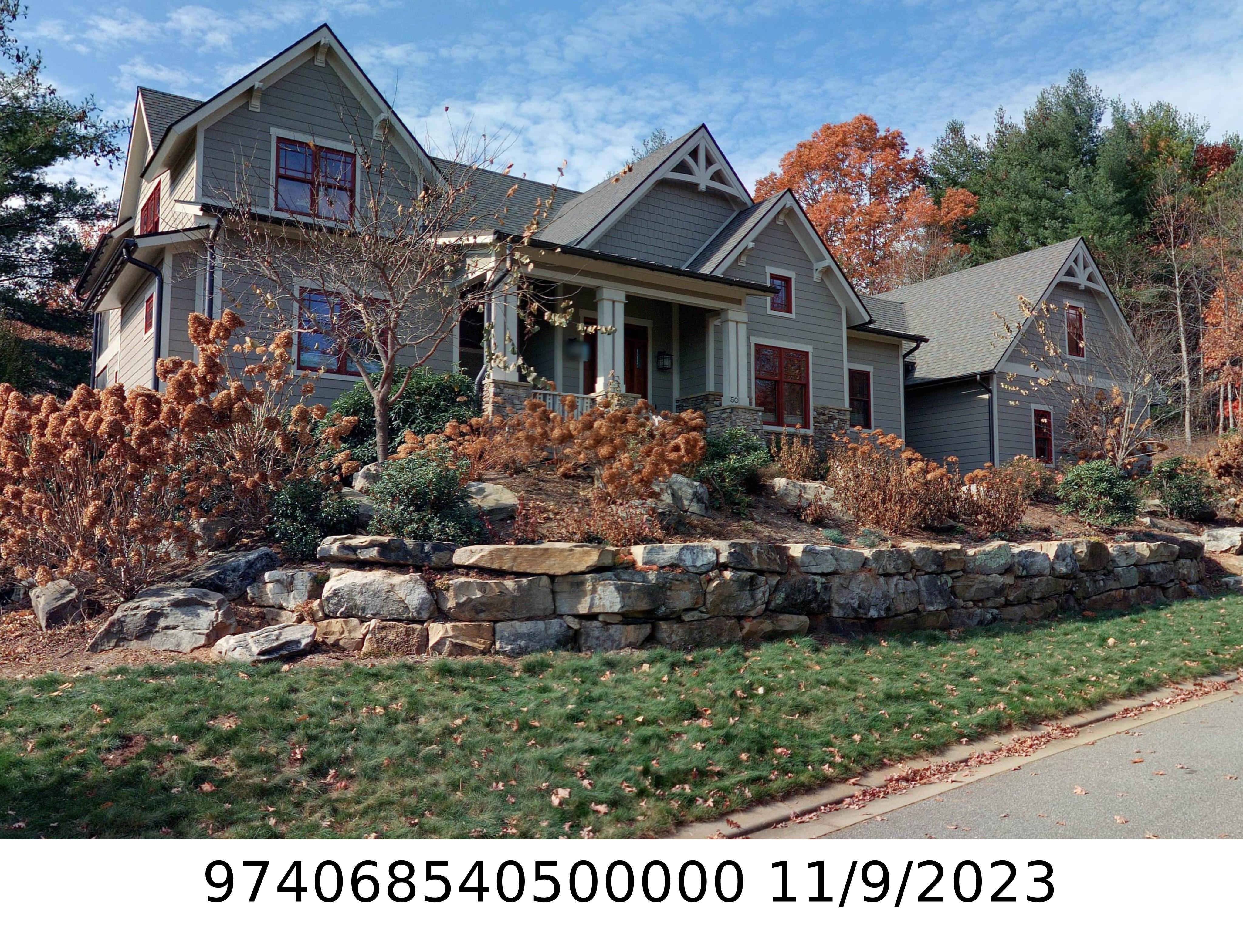 A picture of the property located at 50 VERSAILLES LN, ASHEVILLE NC 28804.