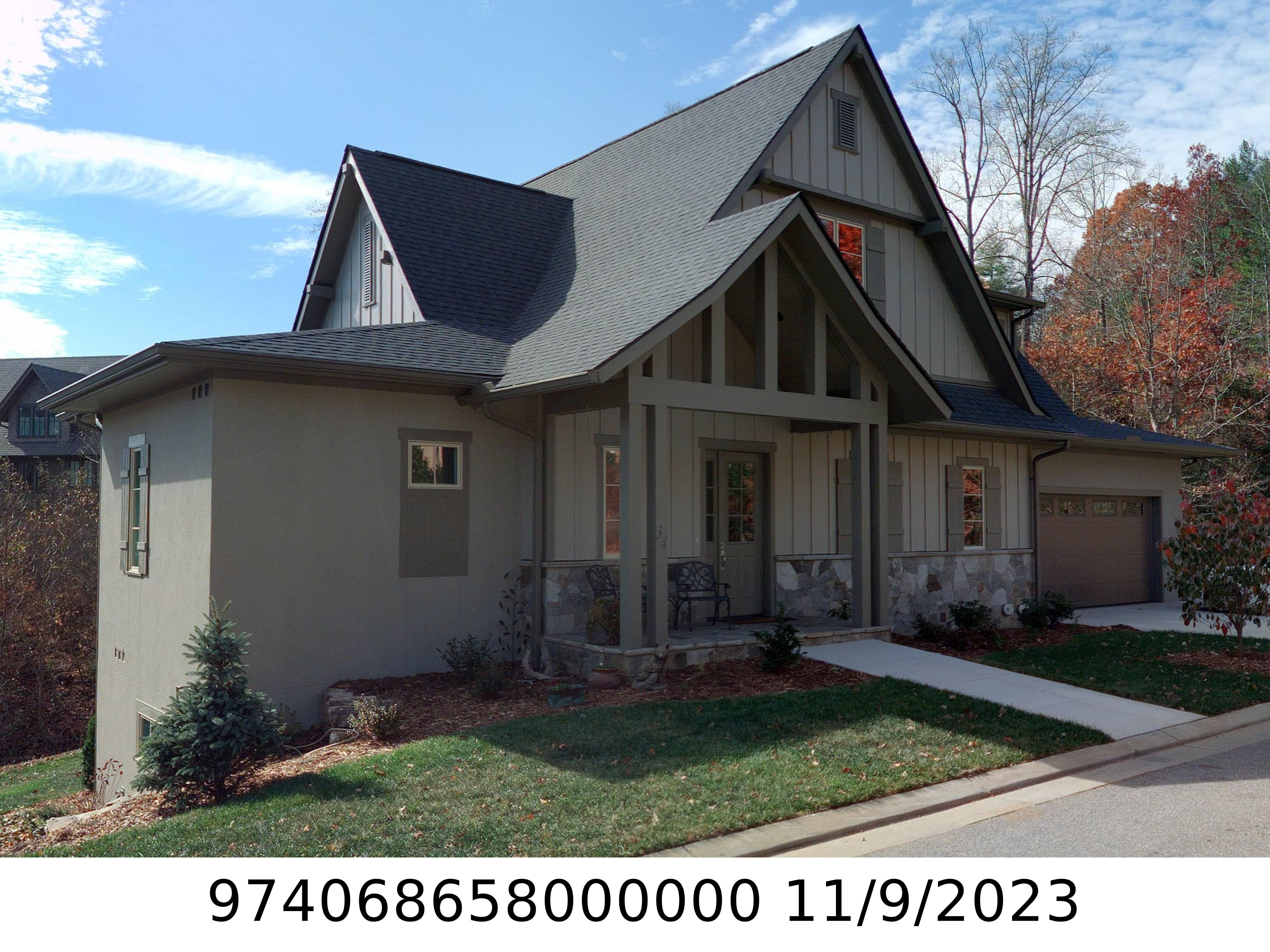 A picture of the property located at 34 BAYONNE TRL, ASHEVILLE NC 28804.