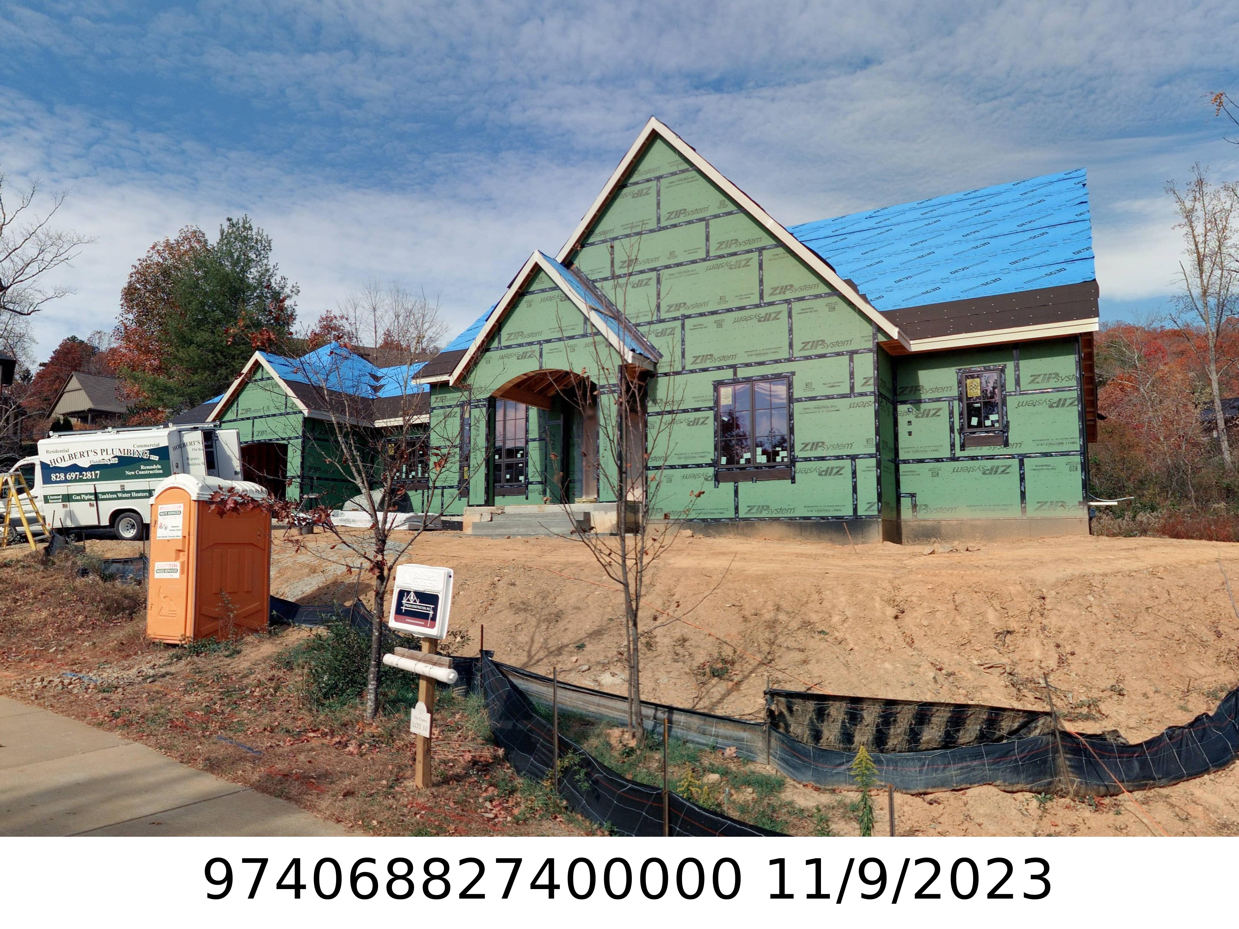 A picture of the property located at 27 VERSAILLES LN, ASHEVILLE NC 28804.