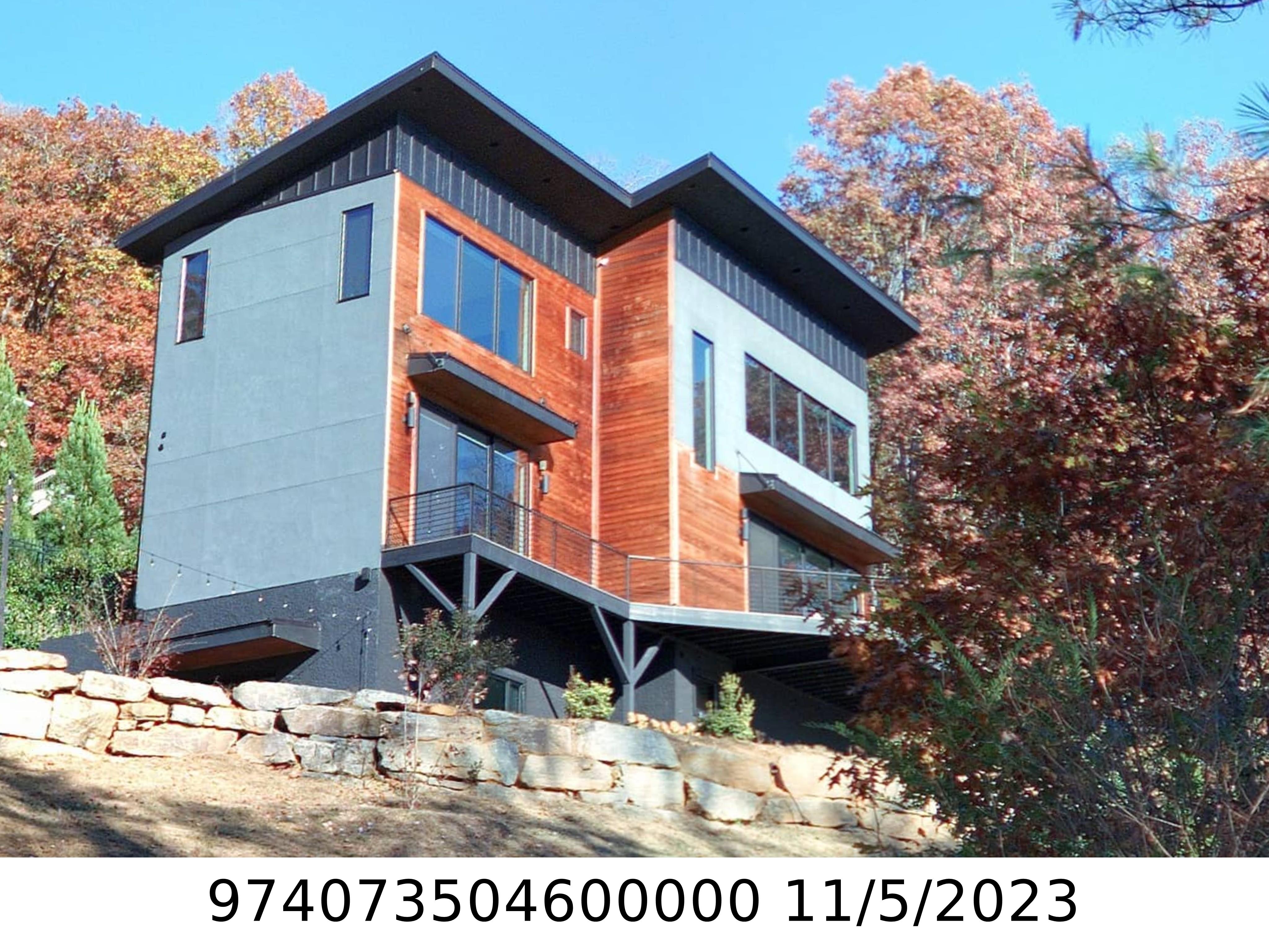 A picture of the property located at 127 N GRIFFING BLVD, ASHEVILLE NC 28804.