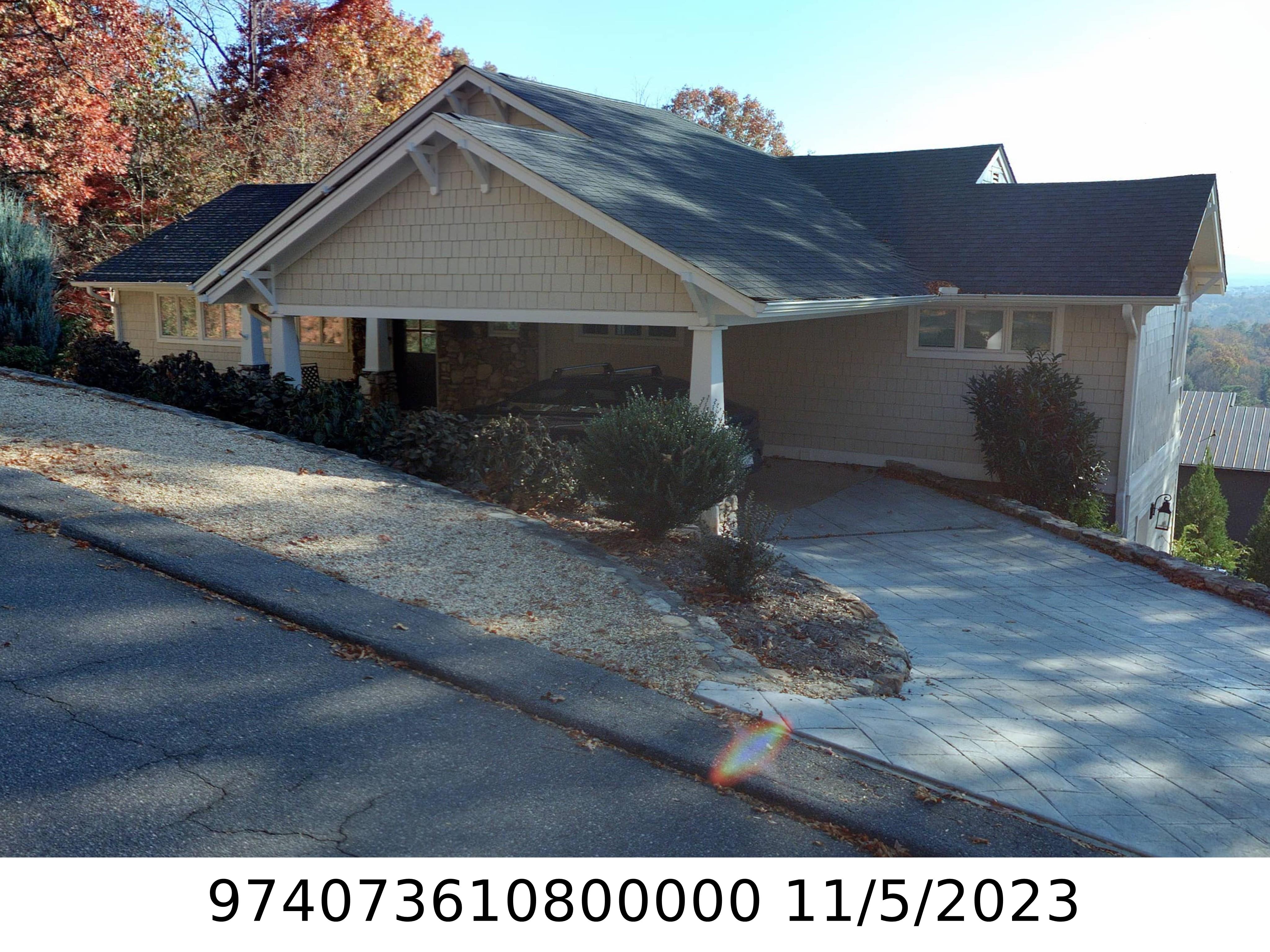 A picture of the property located at 399 N GRIFFING BLVD, ASHEVILLE NC 28804.