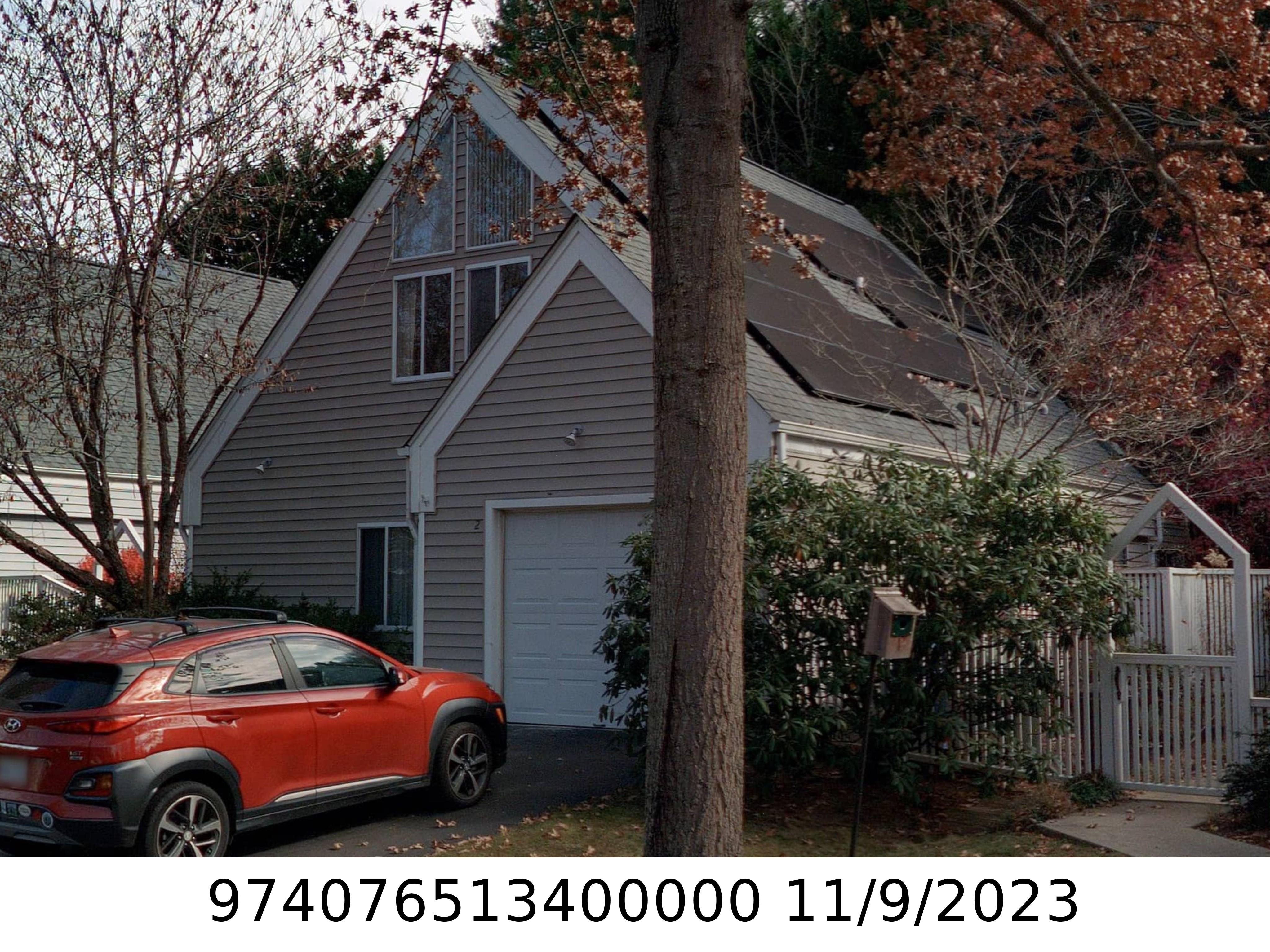 A picture of the property located at 2 STUART CIR, ASHEVILLE NC 28804.