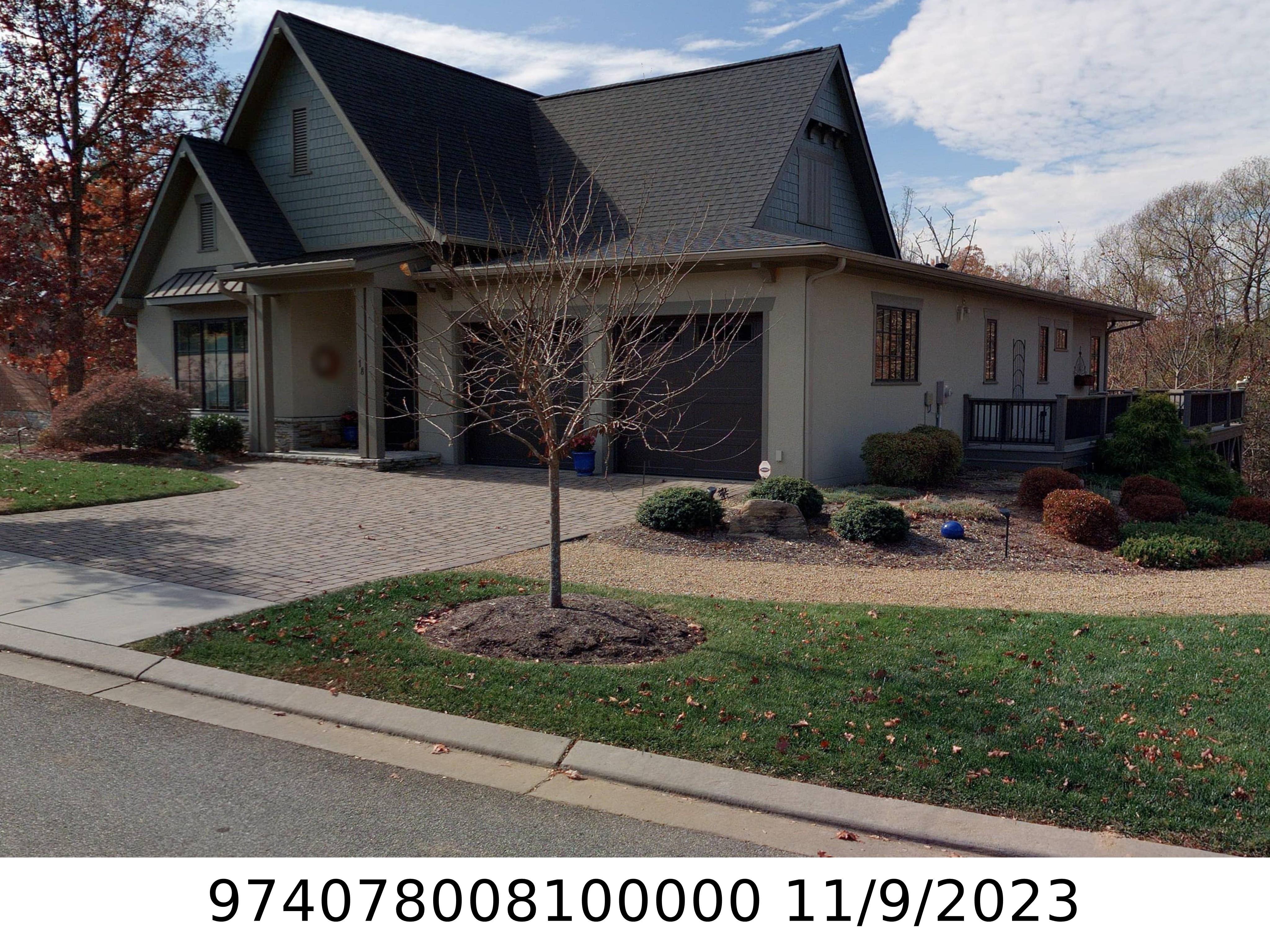 A picture of the property located at 18 VERSAILLES LN, ASHEVILLE NC 28804.