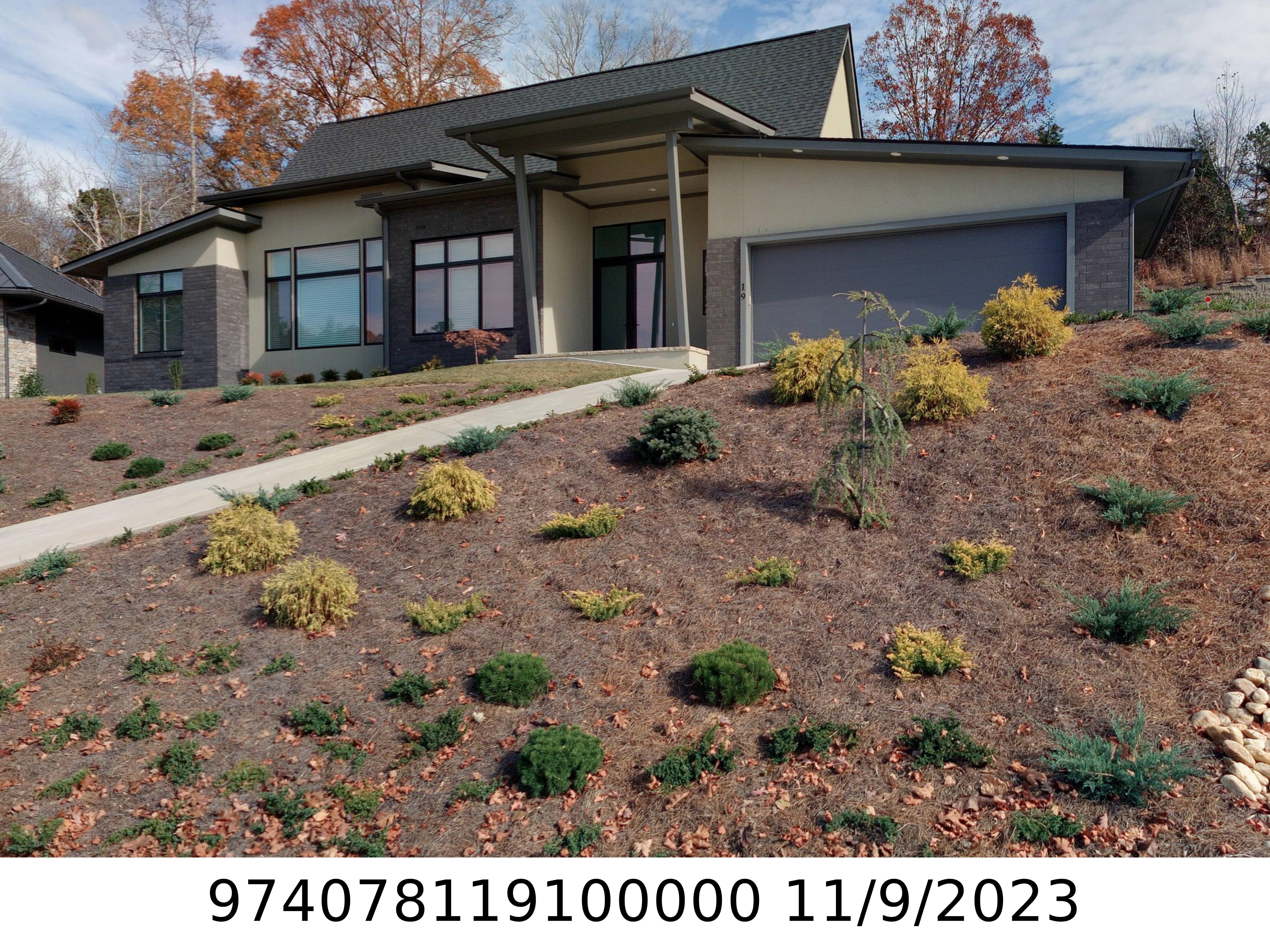 A picture of the property located at 19 VERSAILLES LN, ASHEVILLE NC 28804.