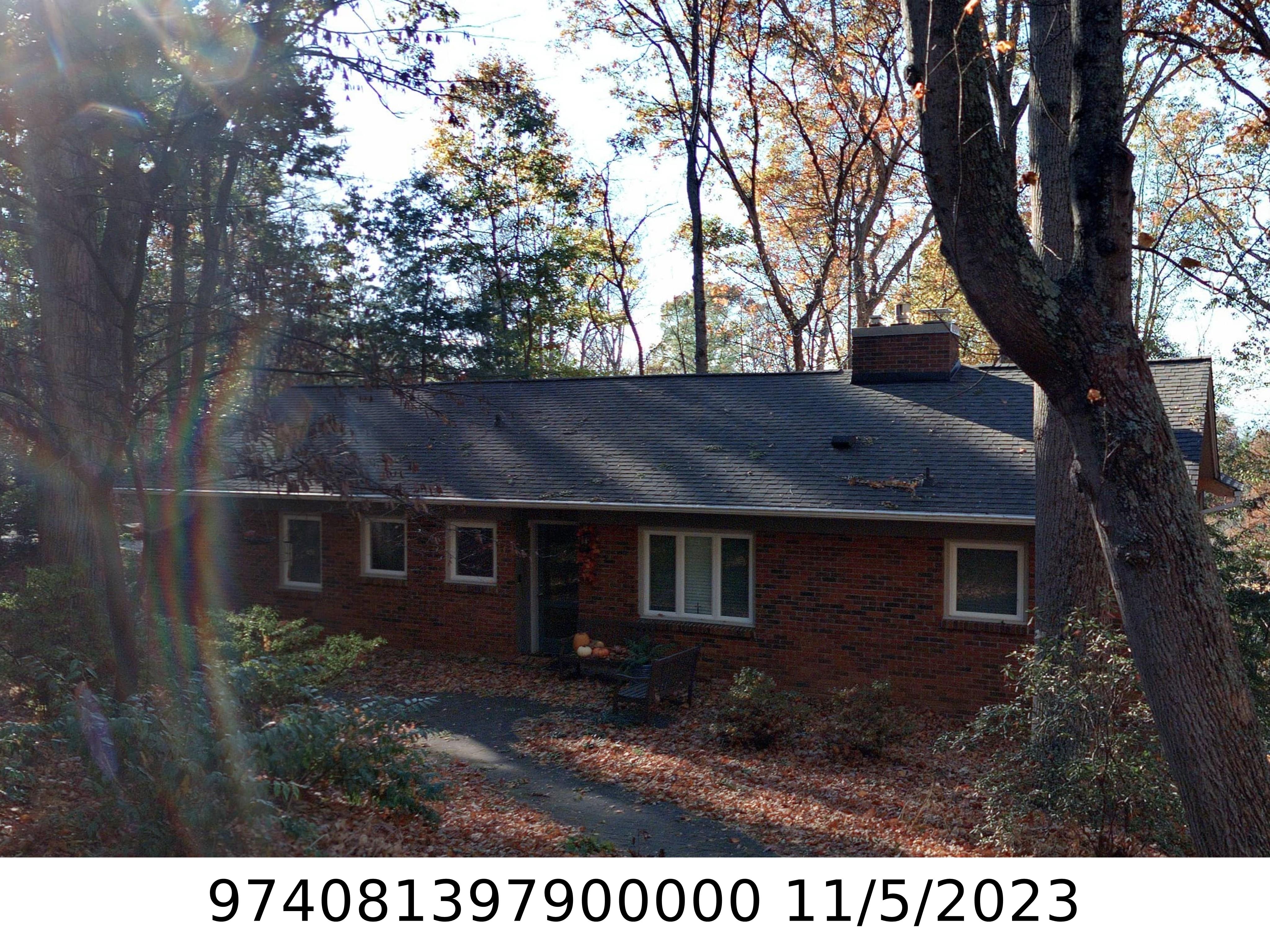 A picture of the property located at 52 GRIFFING CIR, ASHEVILLE NC 28804.