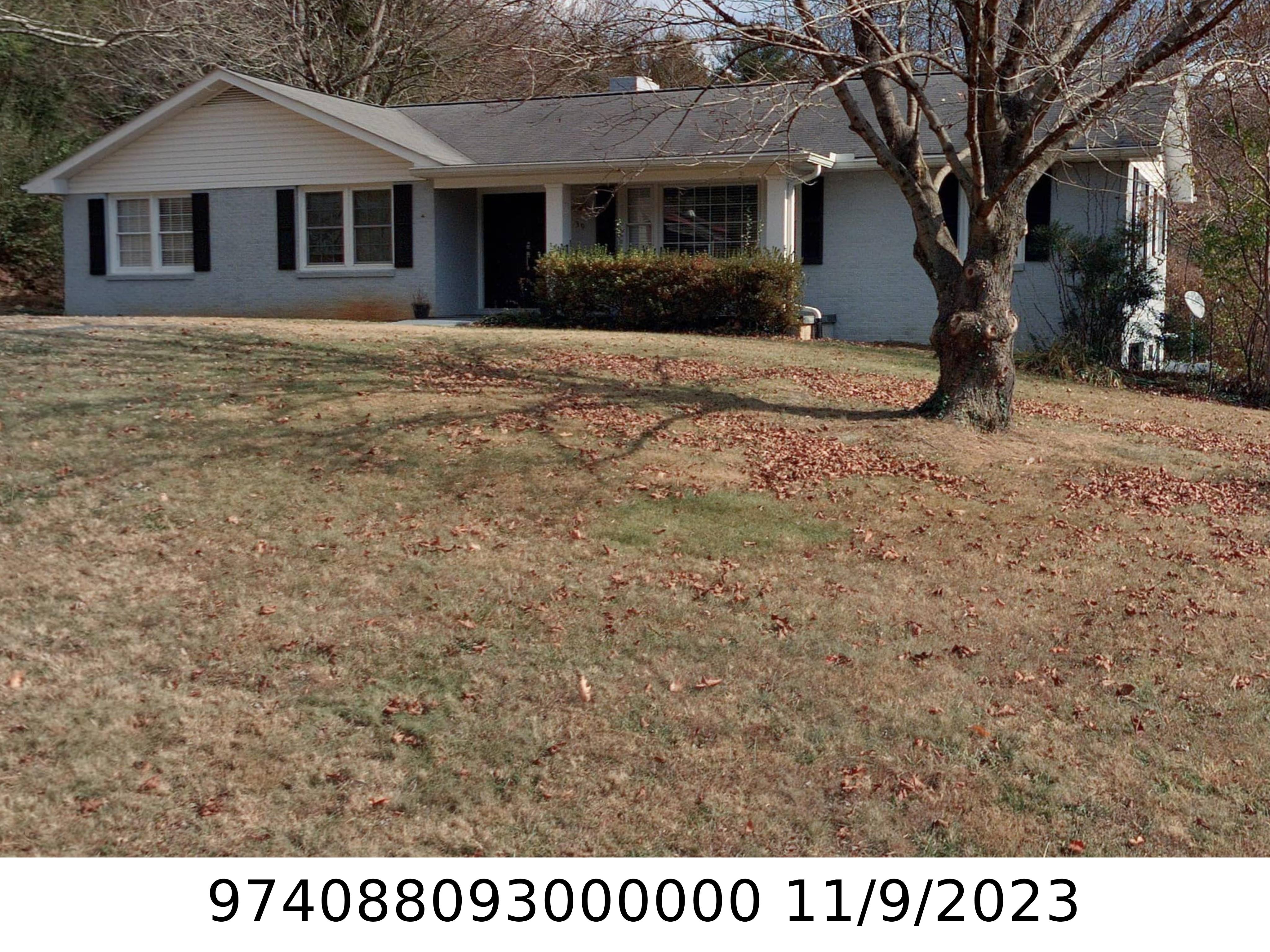 A picture of the property located at 39 CRABAPPLE LN, ASHEVILLE NC 28804.