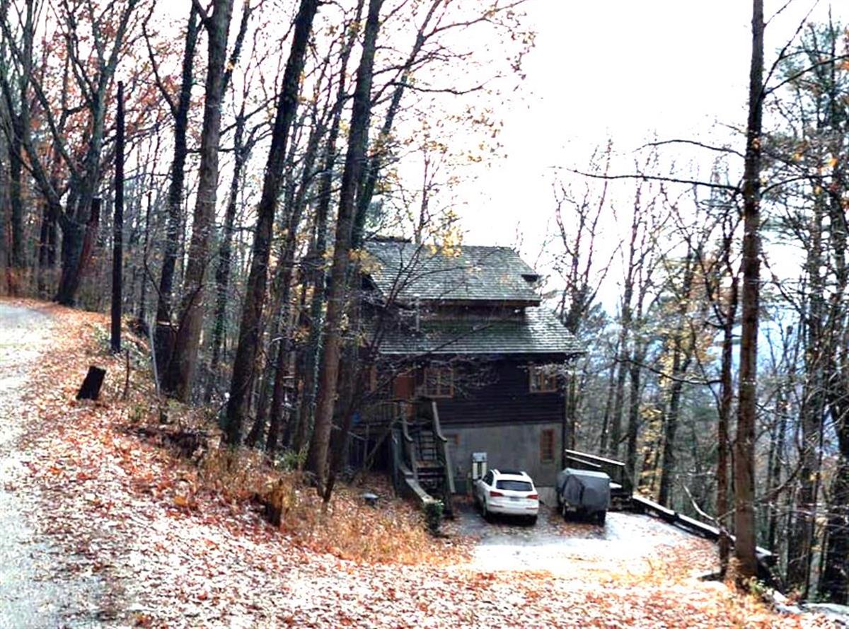 A picture of the property located at 180 PATTON MOUNTAIN RD, ASHEVILLE NC 28804.