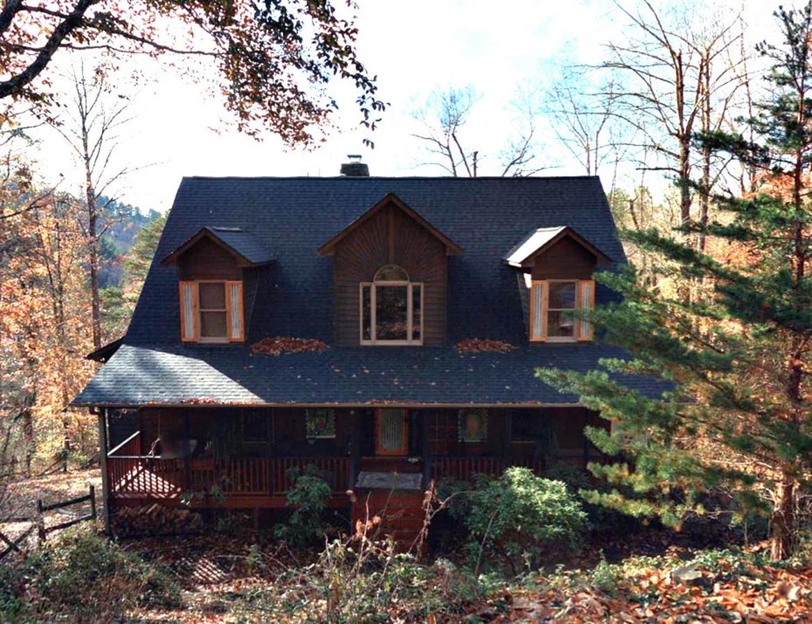 A picture of the property located at 181 SKYVIEW CIR, ASHEVILLE NC 28804.