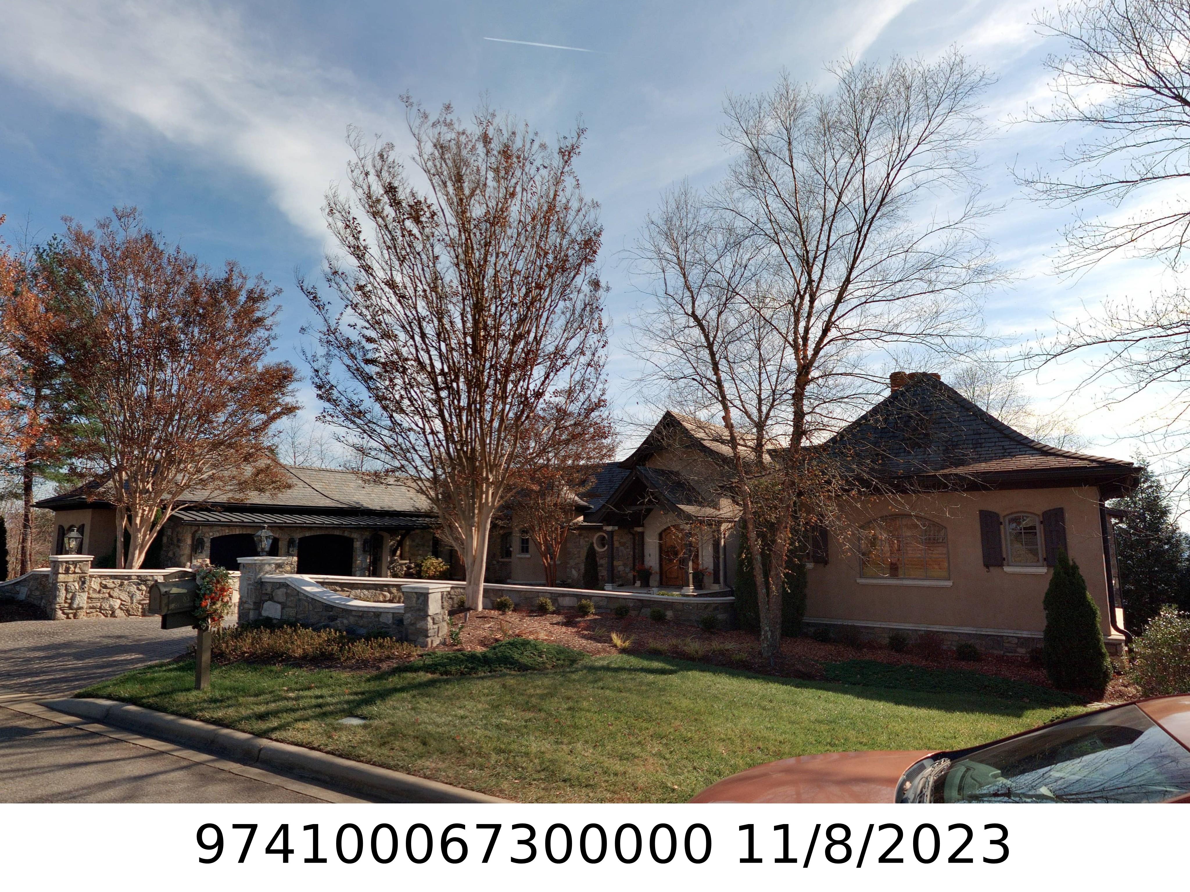 A picture of the property located at 83 SUMMIT TOWER CIR, ASHEVILLE NC 28804.