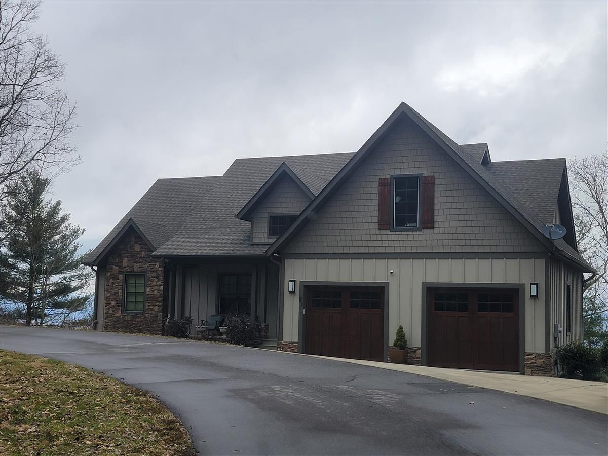 A picture of the property located at 21 ALTA CITTA LN, ASHEVILLE NC 28804.