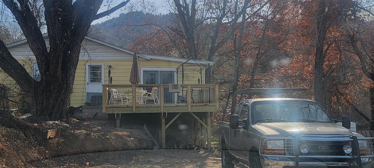 A picture of the property located at 23 INDIAN LN, WEAVERVILLE NC 28787.