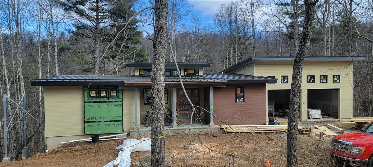 A picture of the property located at 15 VILLA NOVA DR, ASHEVILLE NC 28804.