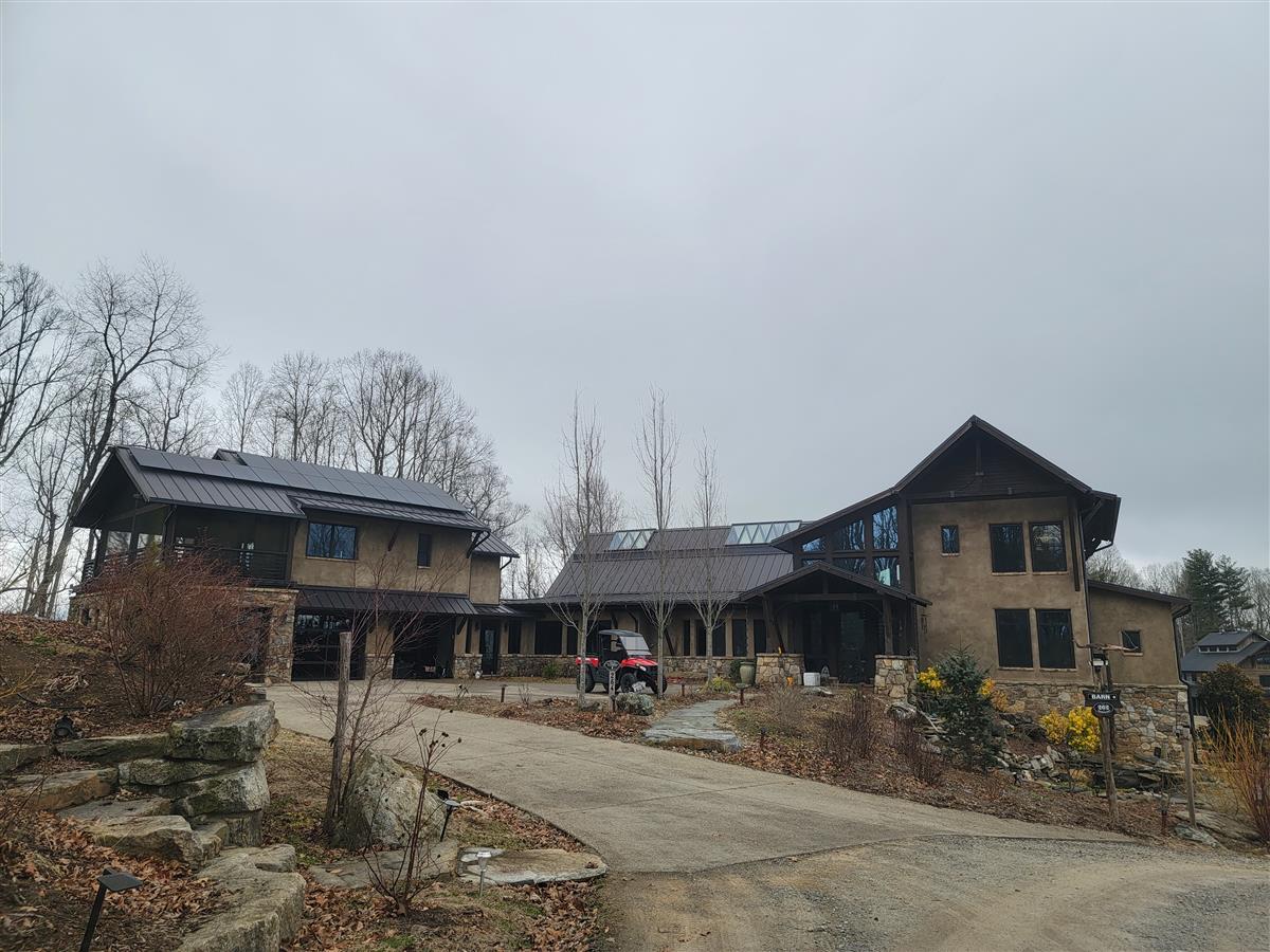 A picture of the property located at 264 STARLING PASS, ASHEVILLE NC 28804.