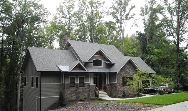 A picture of the property located at 65 ROBINHOOD RD, ASHEVILLE NC 28804.