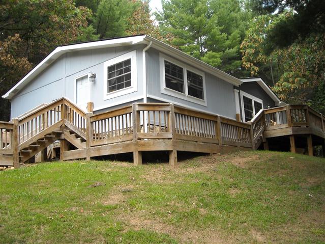A picture of the property located at 15 CHEVY LN, WEAVERVILLE NC 28787.