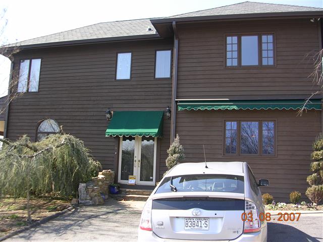 A picture of the property located at 160 CRABAPPLE LN, ASHEVILLE NC 28804.