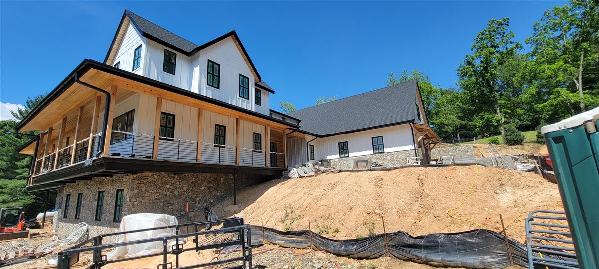 A picture of the property located at 219 BLUEGRASS LN, WEAVERVILLE NC 28787.