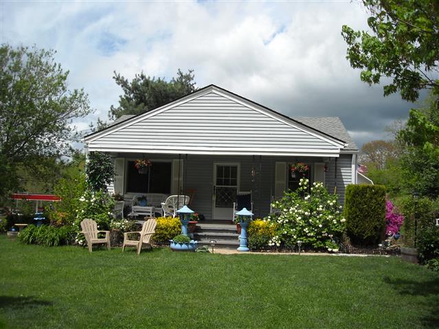 A picture of the property located at 48 S MAIN STREET EXT, WEAVERVILLE NC 28787.