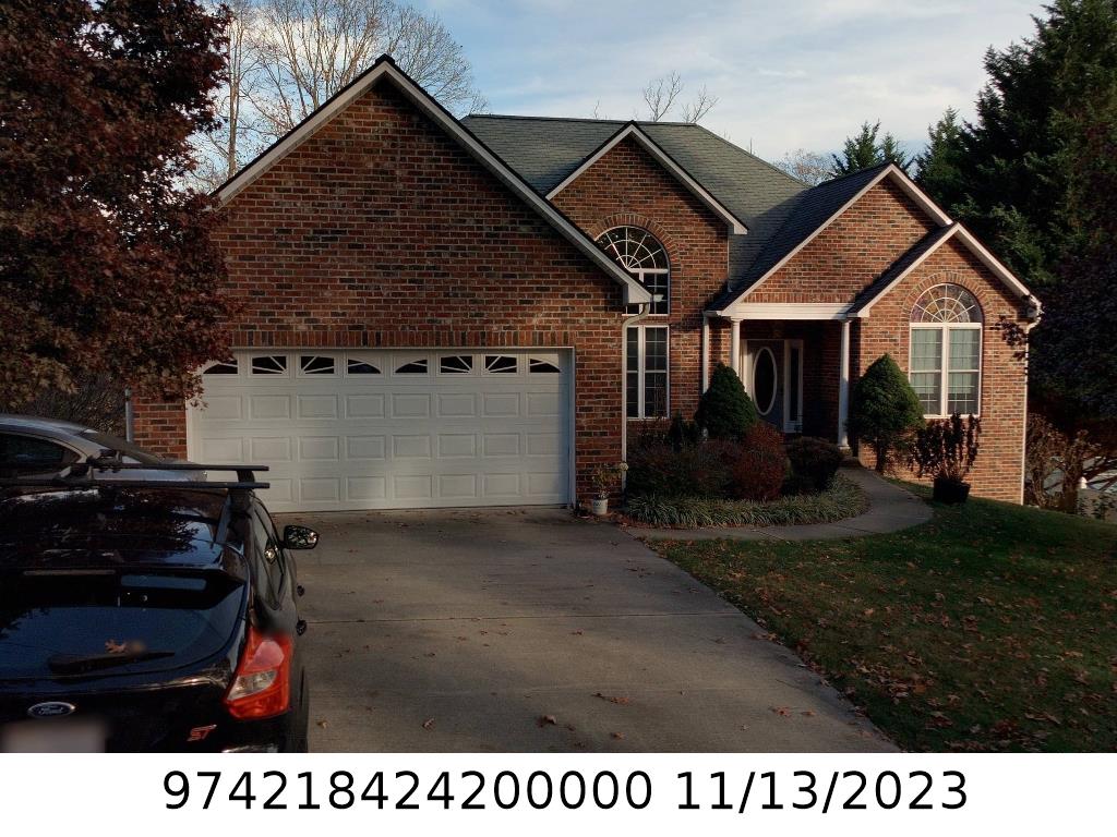 A picture of the property located at 10 RIDGEWOOD AVE, WEAVERVILLE NC 28787.