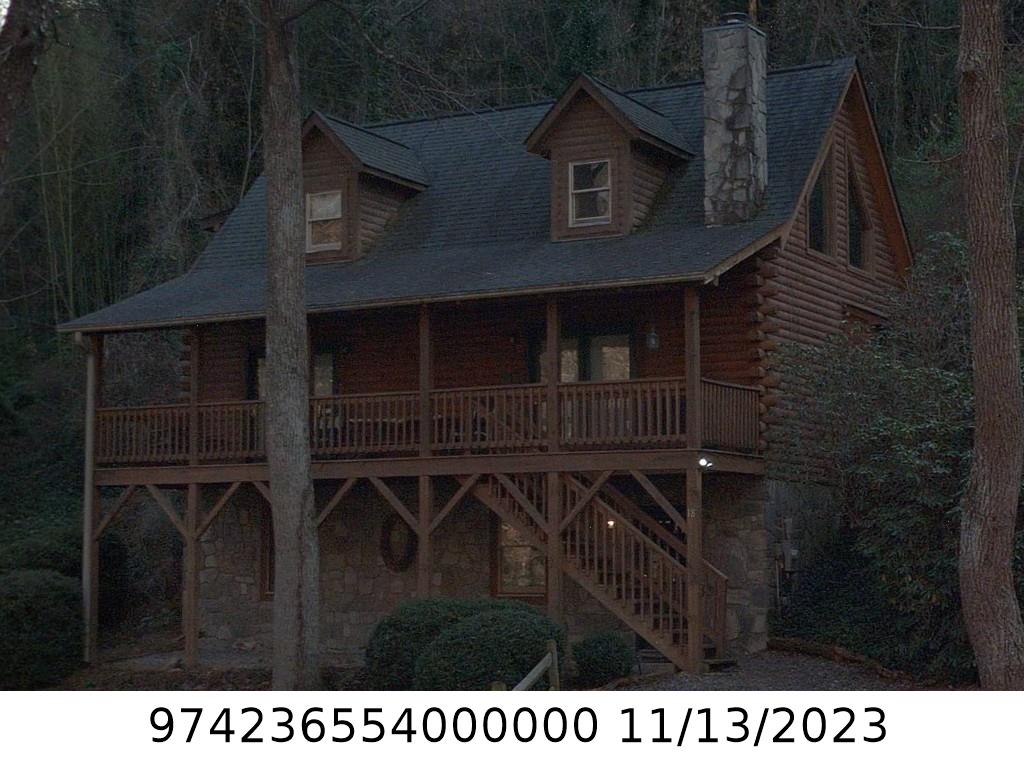 A picture of the property located at 18 REYNOLDS LN, WEAVERVILLE NC 28787.