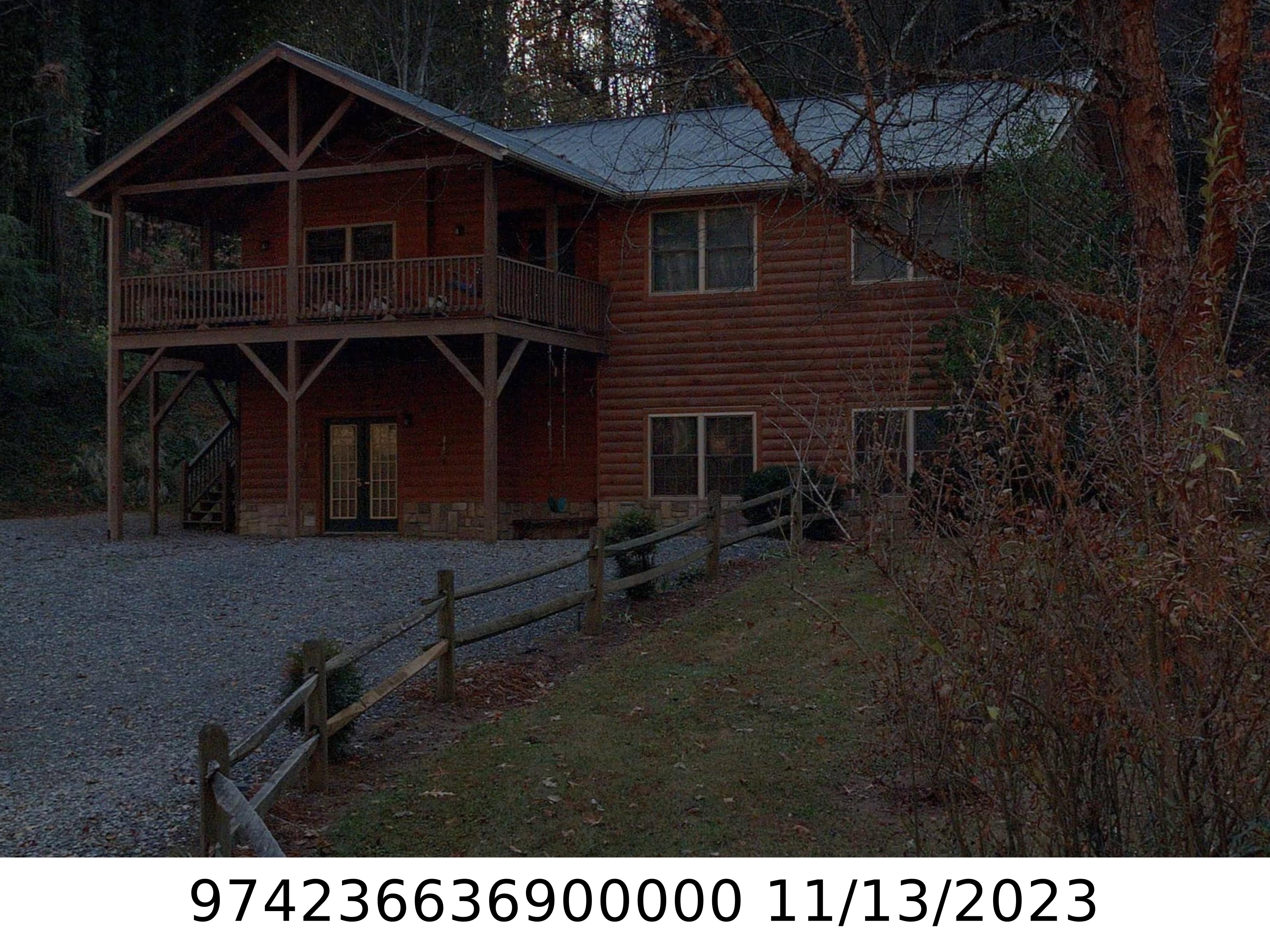 A picture of the property located at 14 REYNOLDS LN, WEAVERVILLE NC 28787.