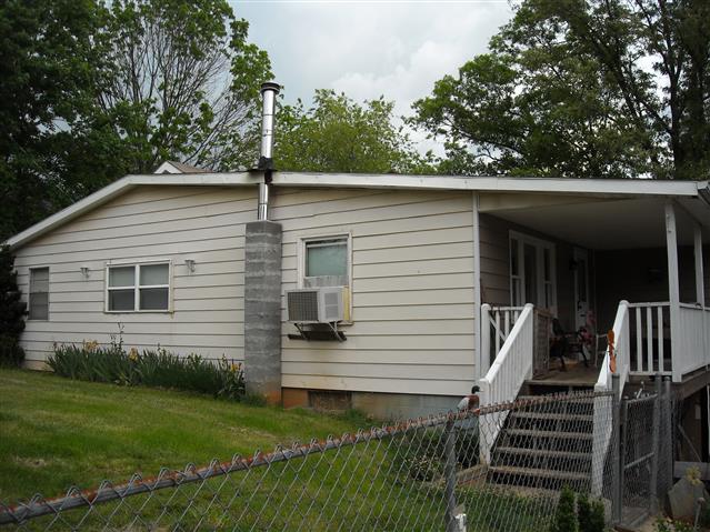 A picture of the property located at 55 PINNACLE PARK RD, WEAVERVILLE NC 28787.