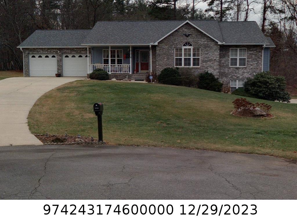 A picture of the property located at 33 TERRACE LN, WEAVERVILLE NC 28787.