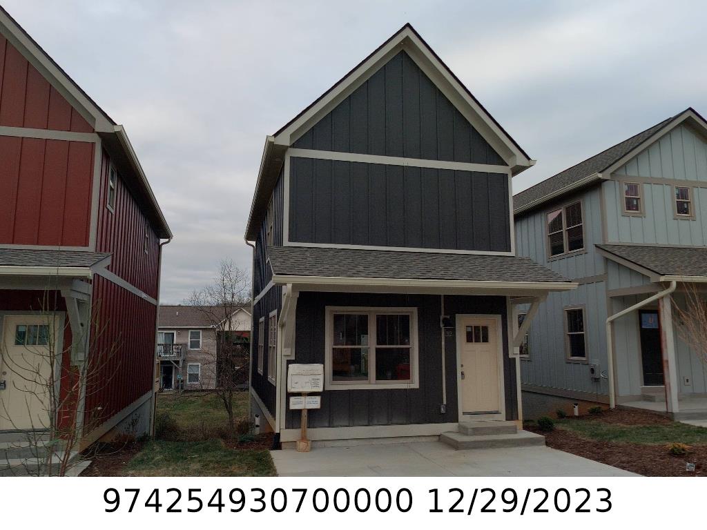 A picture of the property located at 32 WHEELER RD, WEAVERVILLE NC 28787.