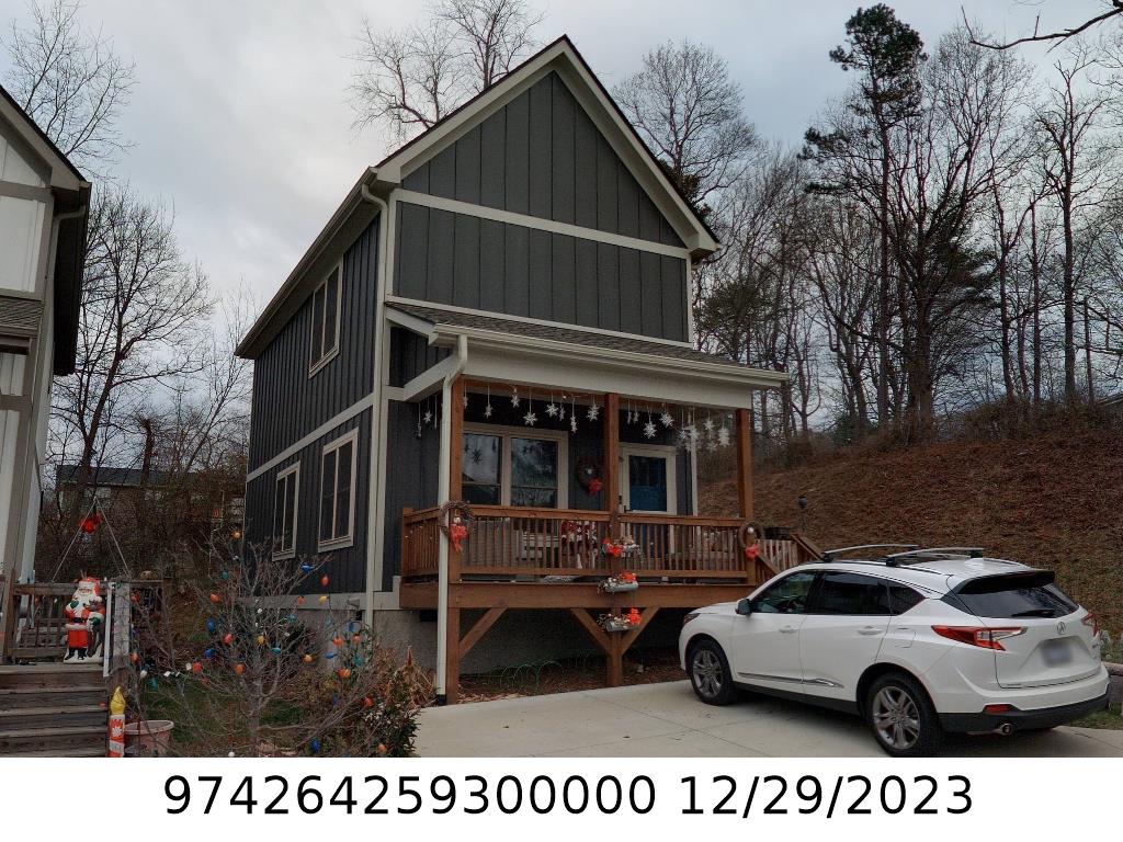 A picture of the property located at 72 WHEELER RD, WEAVERVILLE NC 28787.
