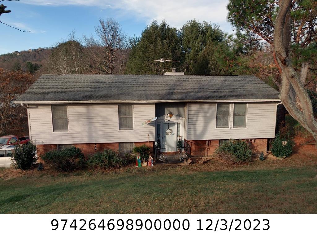 A picture of the property located at 12 LAKEVIEW LN, WEAVERVILLE NC 28787.