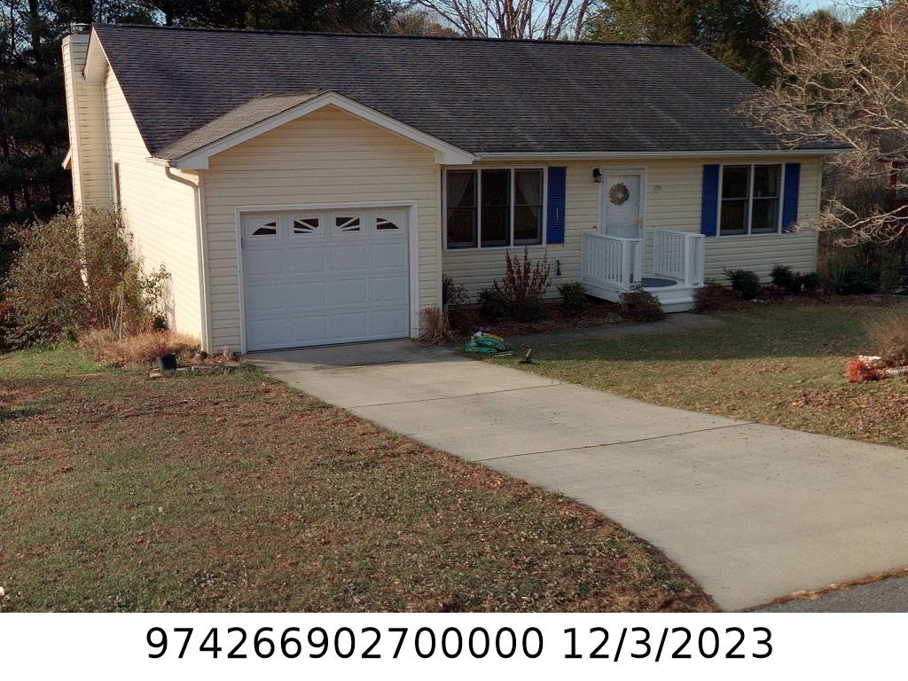 A picture of the property located at 28 WESTVIEW LN, WEAVERVILLE NC 28787.