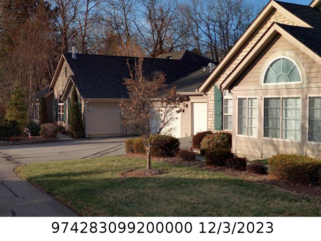 A picture of the property located at 20 MOUNTAIN MEADOW CIR, WEAVERVILLE NC 28787.