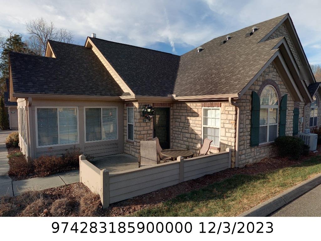 A picture of the property located at 18 MOUNTAIN MEADOW CIR, WEAVERVILLE NC 28787.