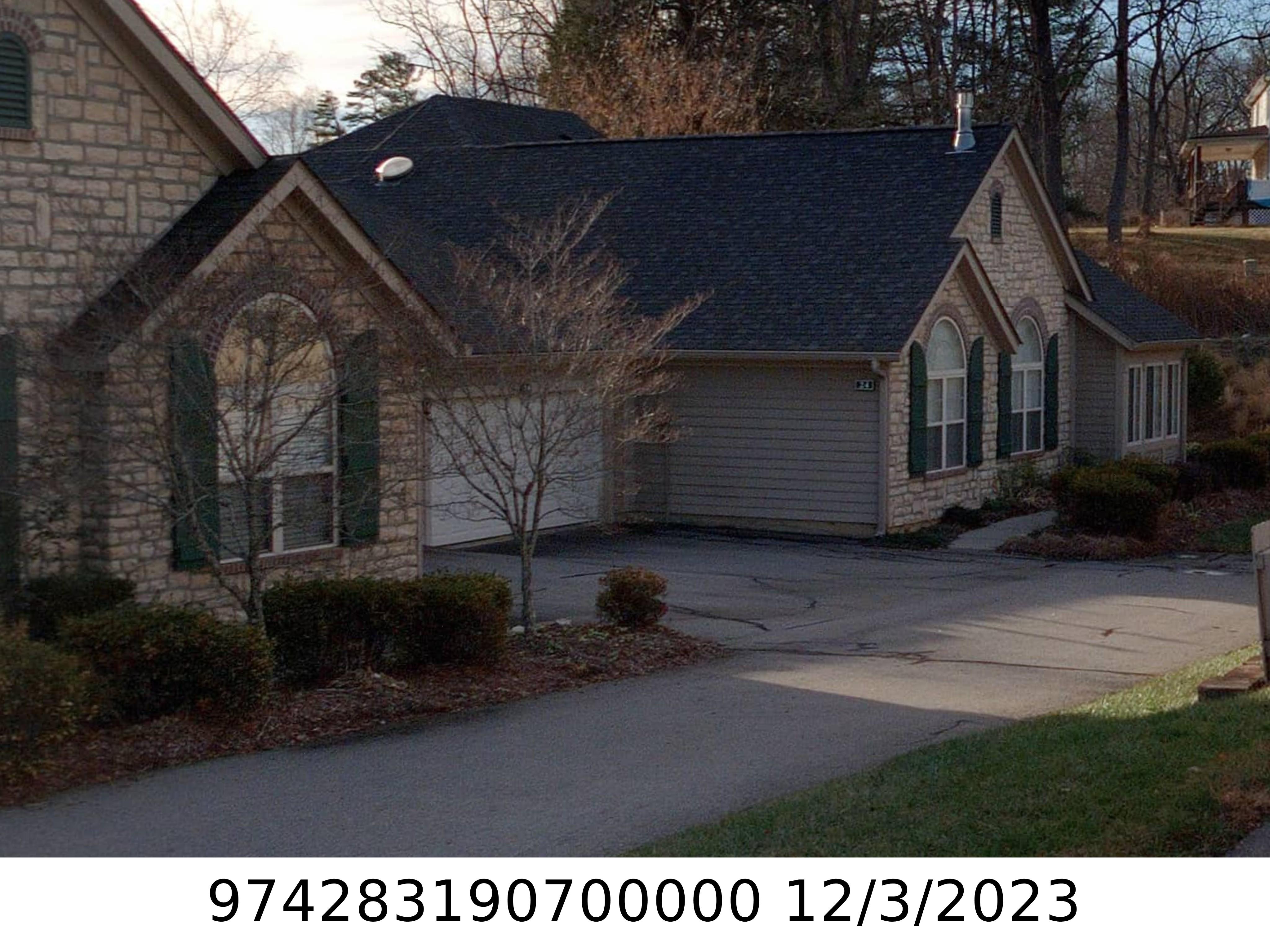 A picture of the property located at 24 MOUNTAIN MEADOW CIR, WEAVERVILLE NC 28787.