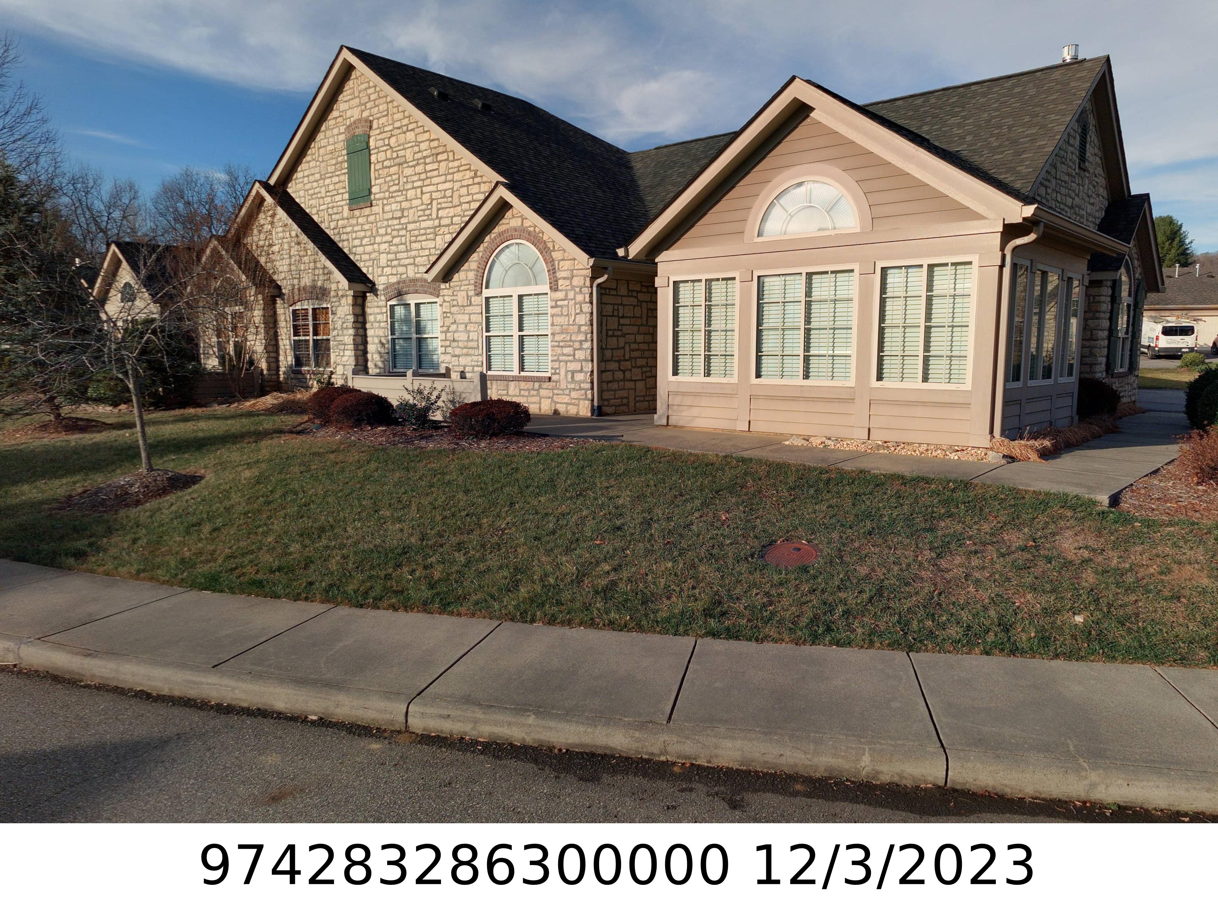 A picture of the property located at 21 MOUNTAIN MEADOW CIR, WEAVERVILLE NC 28787.